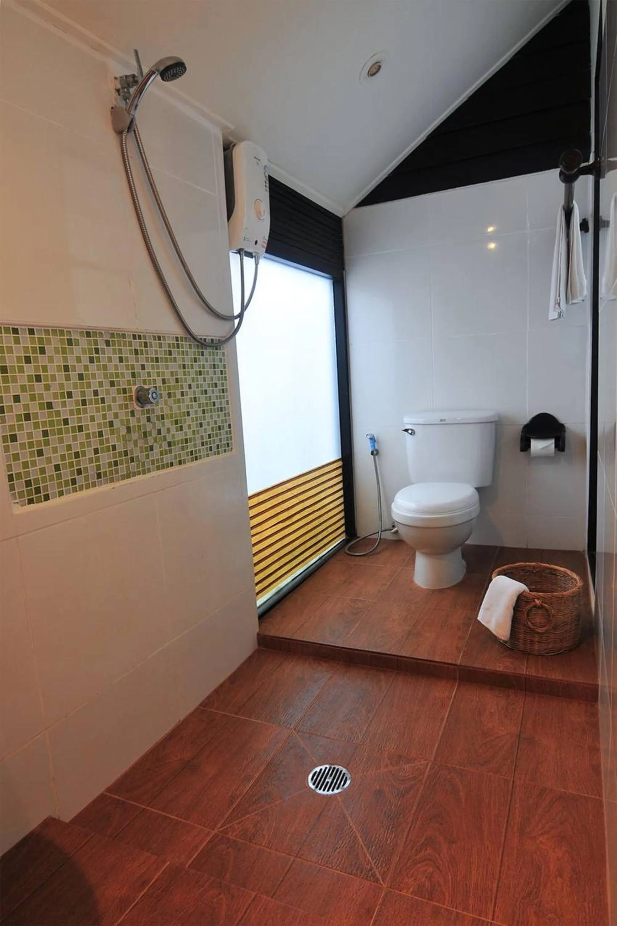 Shower in Palm Resort Krabi