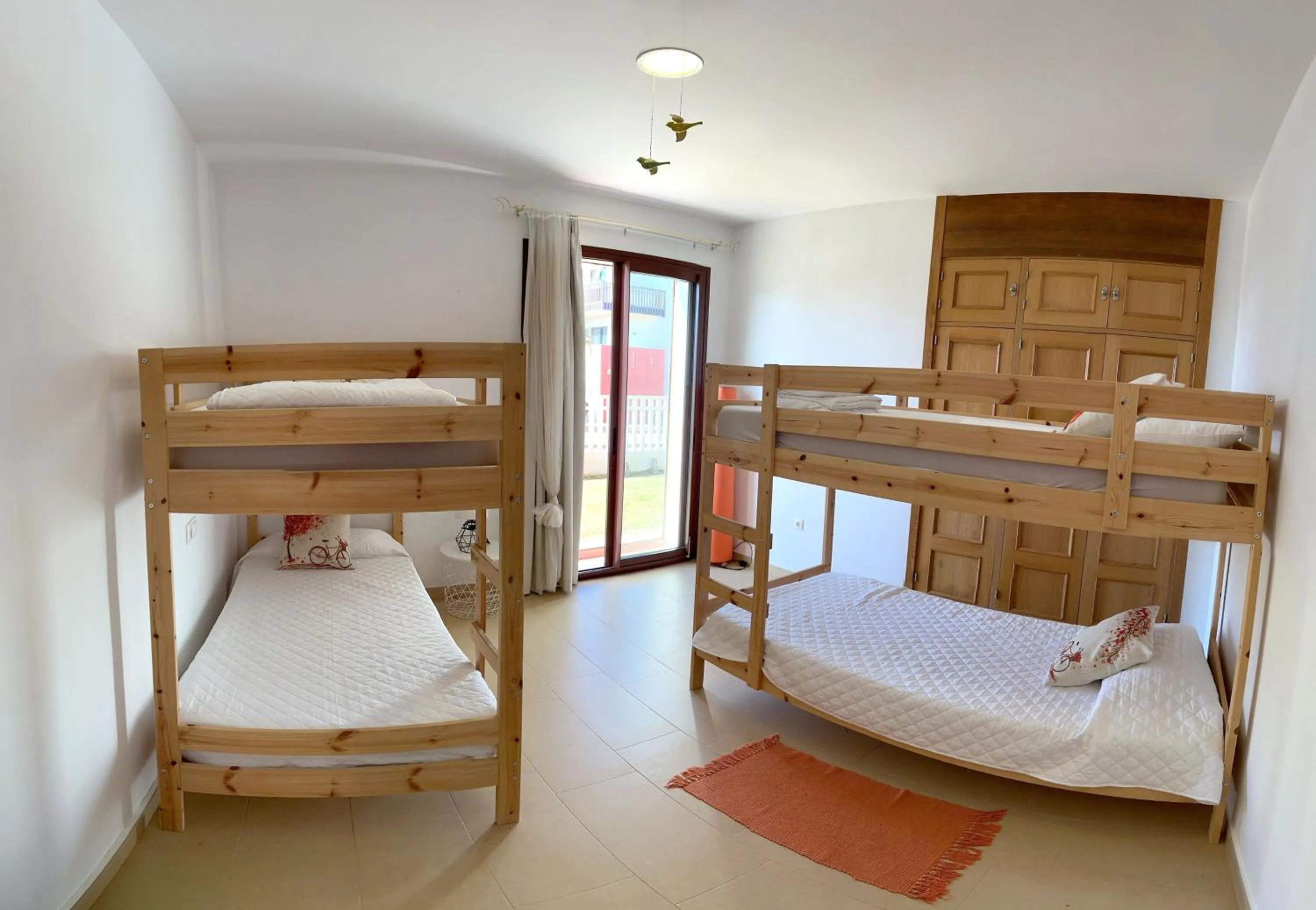 Bed in Villa Los Pinares de Monaco en Roche, Conil, Cádiz