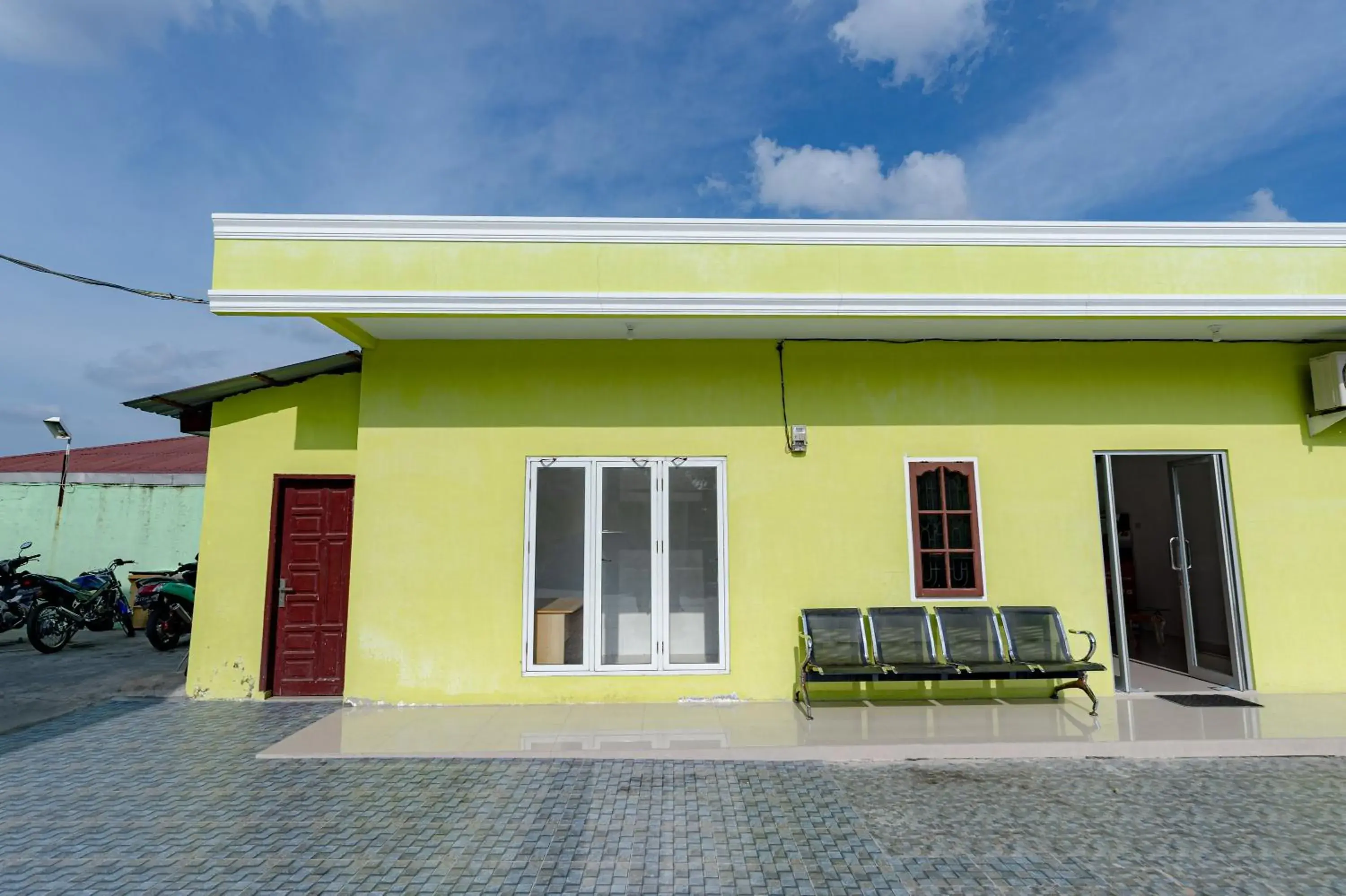 Property building in RedDoorz Syariah near UISU Medan Property building in RedDoorz Syariah near UISU Medan