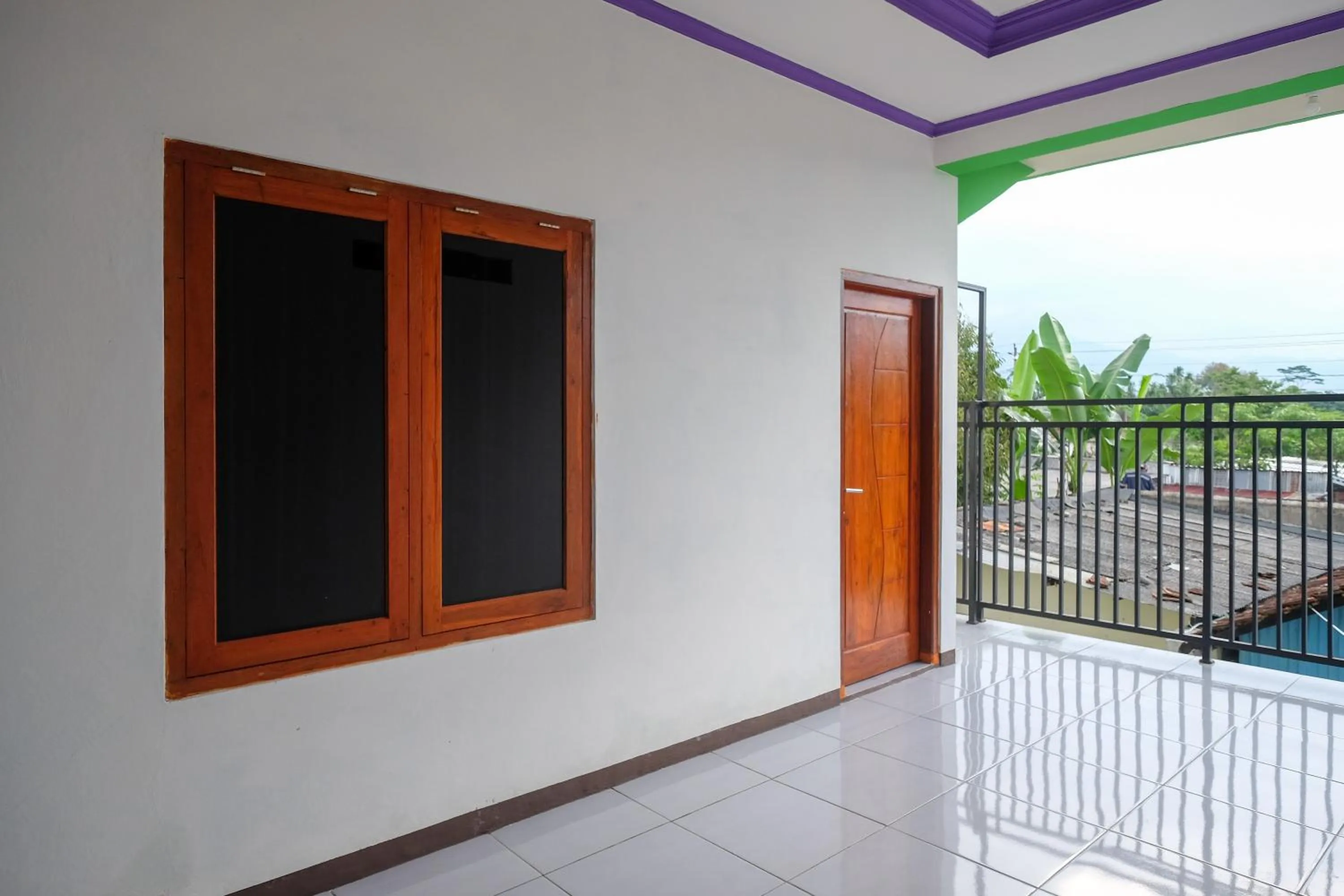 Balcony/Terrace in Urbanview Syariah Zidney 3 Salatiga by RedDoorz