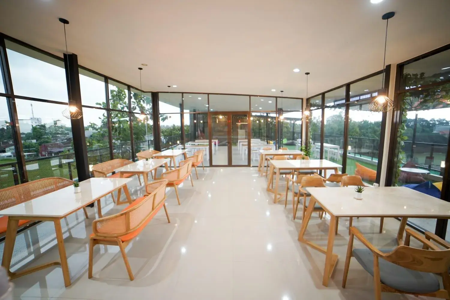 Restaurant/places to eat in Urbanview Sumampir Anugrah Purwokerto by RedDoorz Restaurant/places to eat in Urbanview Sumampir Anugrah Purwokerto by RedDoorz