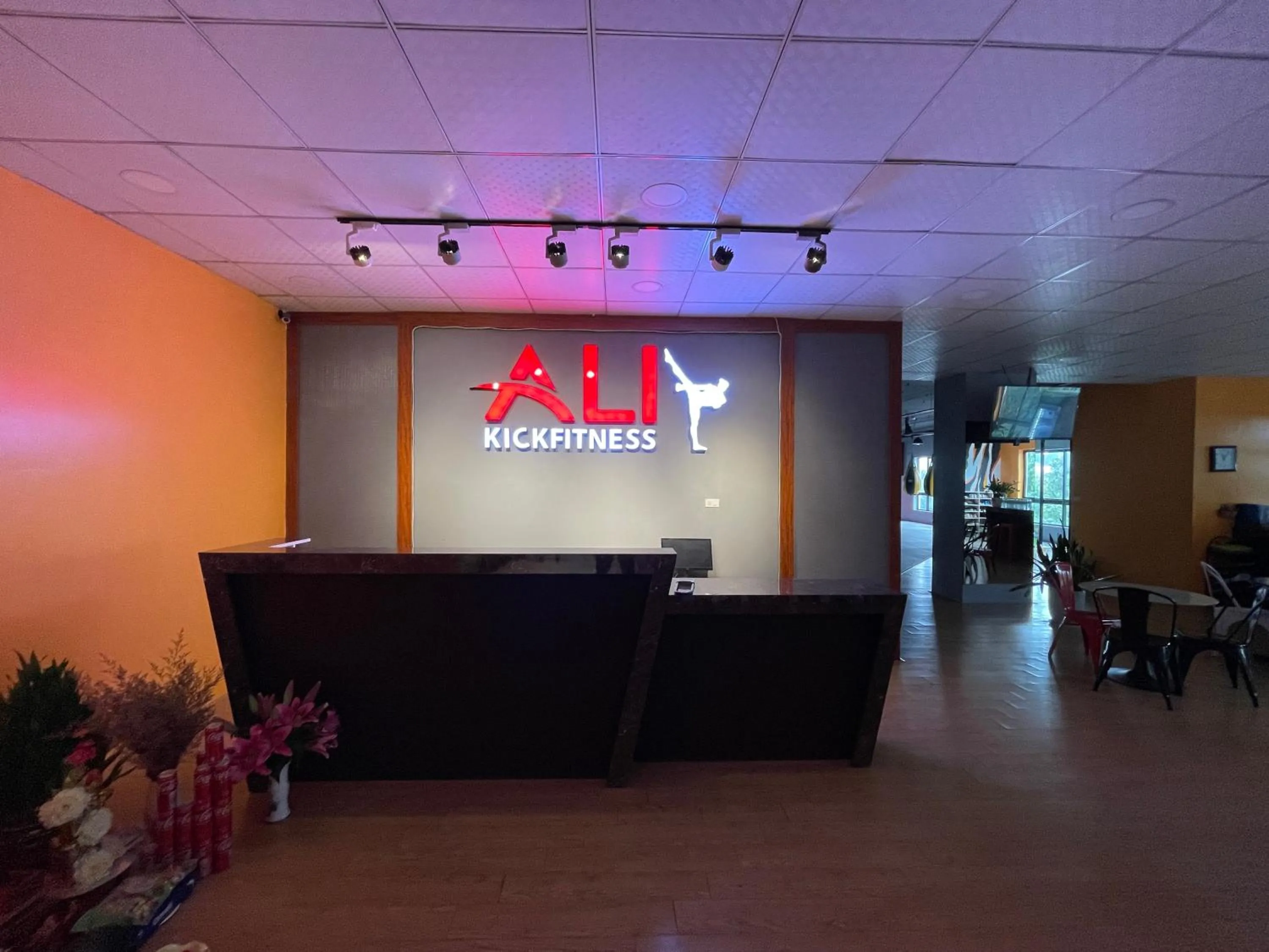 Fitness centre/facilities in Viet Long Complex Residence