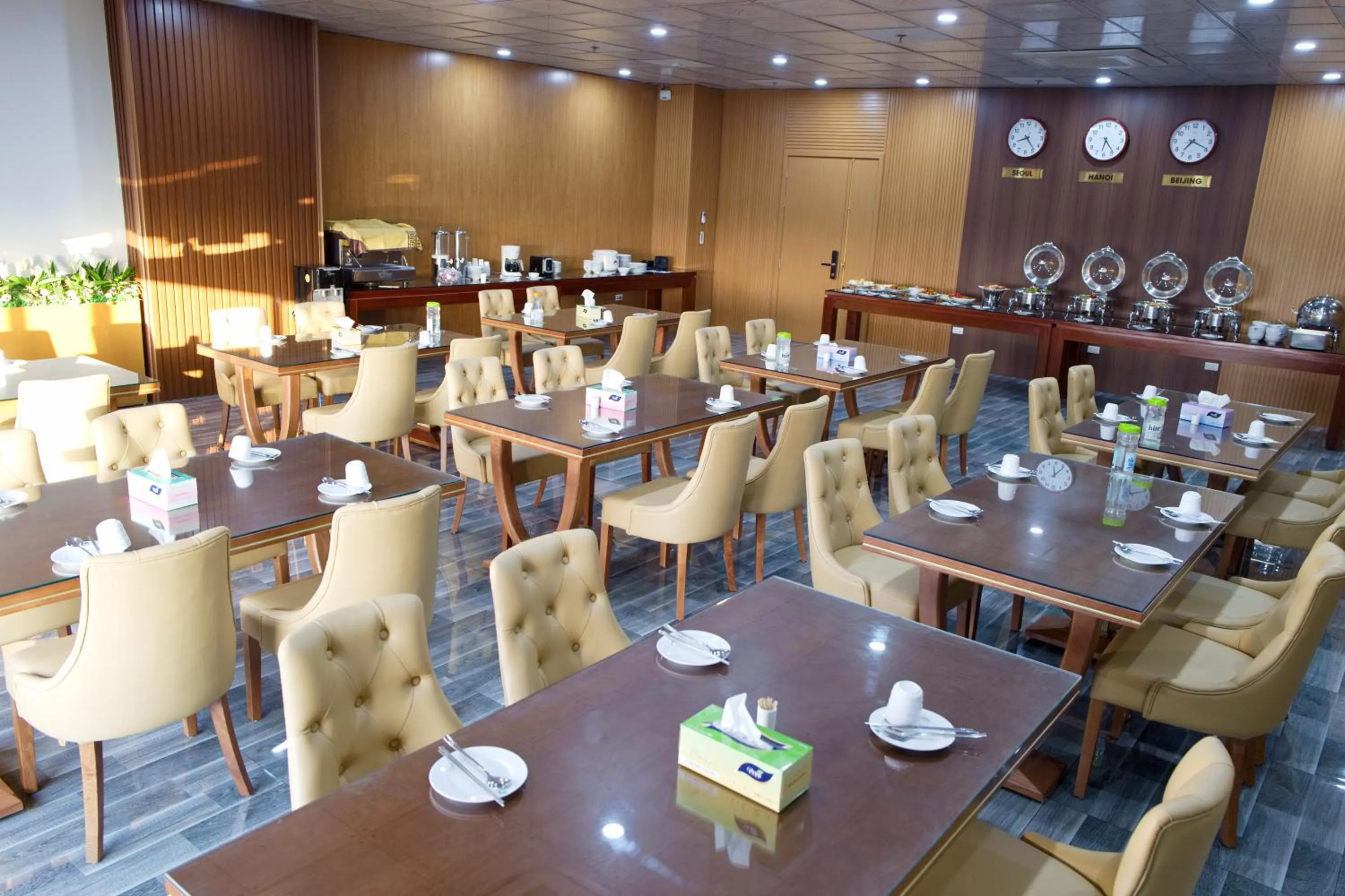 Restaurant/places to eat in Viet Long Complex Residence