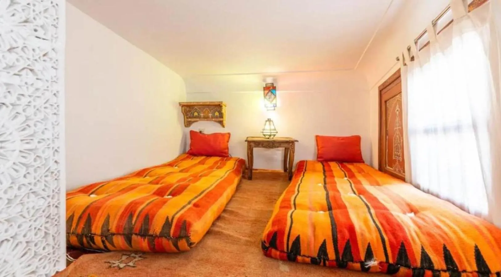 Bed in Riad 4 Jardins & Spa