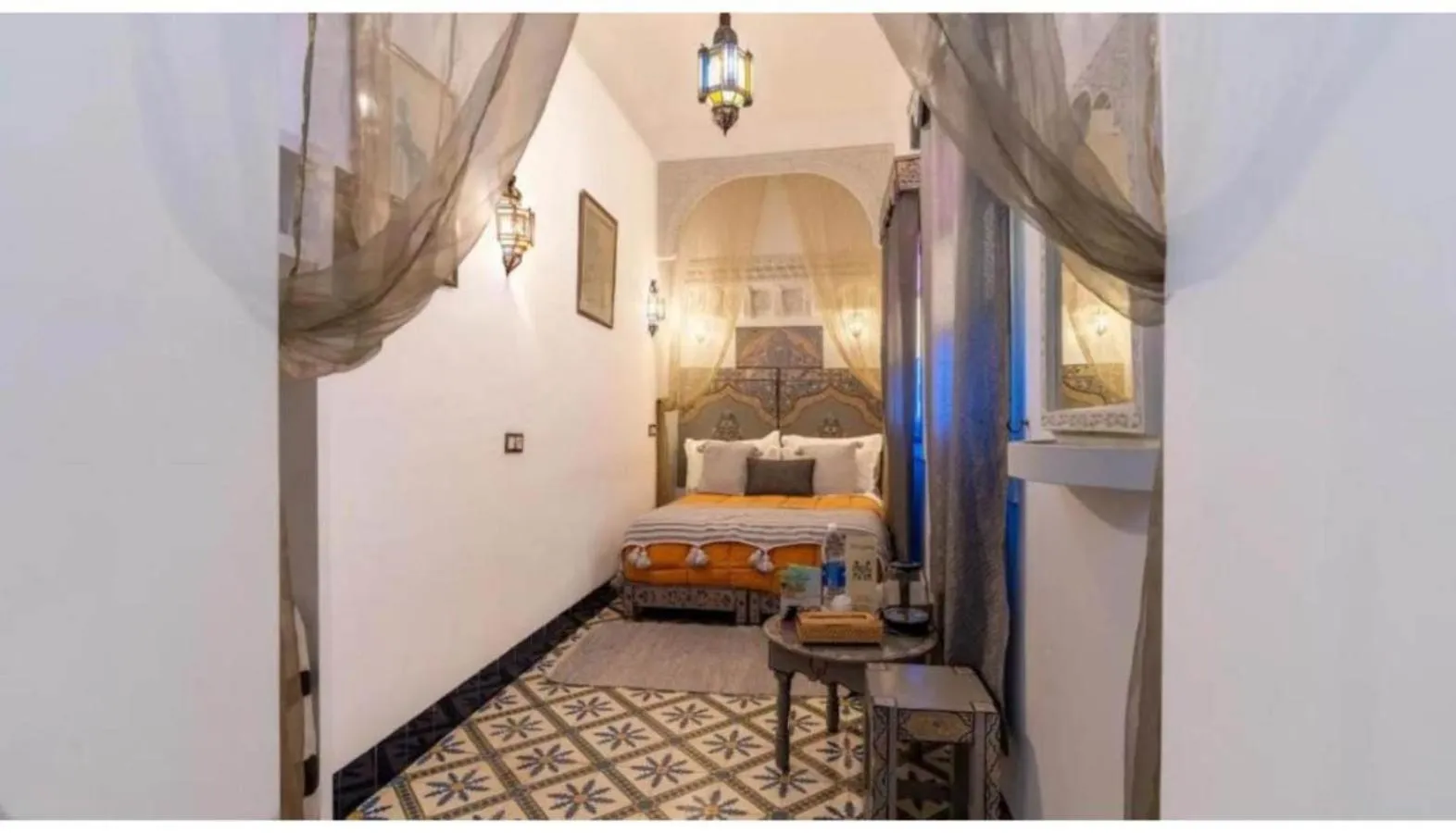 Bed in Riad 4 Jardins & Spa