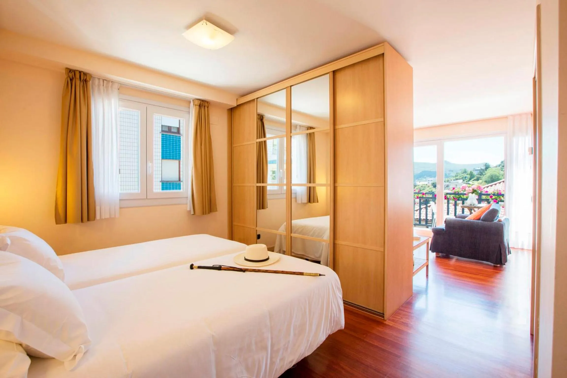 Bedroom, Bed in Apartamentos Mundaka