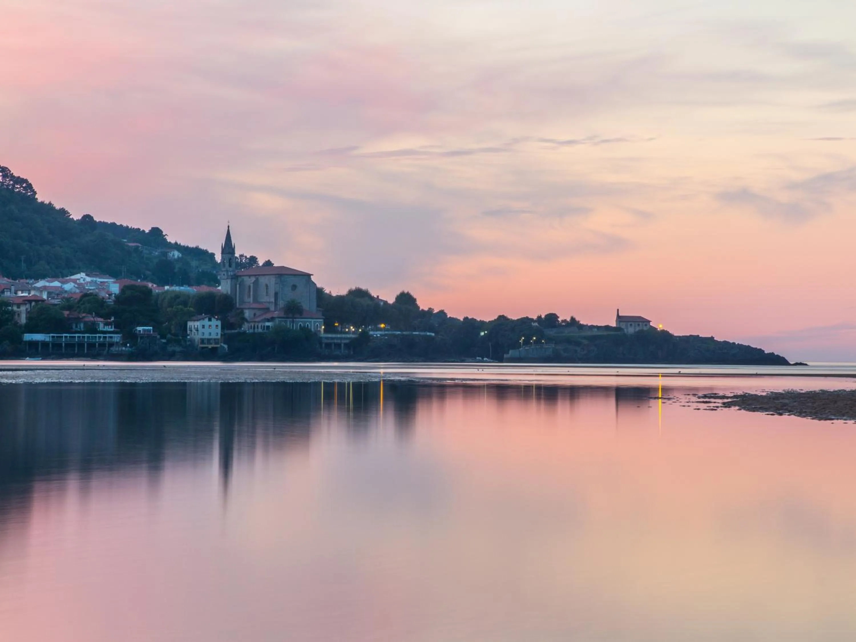 Natural landscape in Apartamentos Mundaka