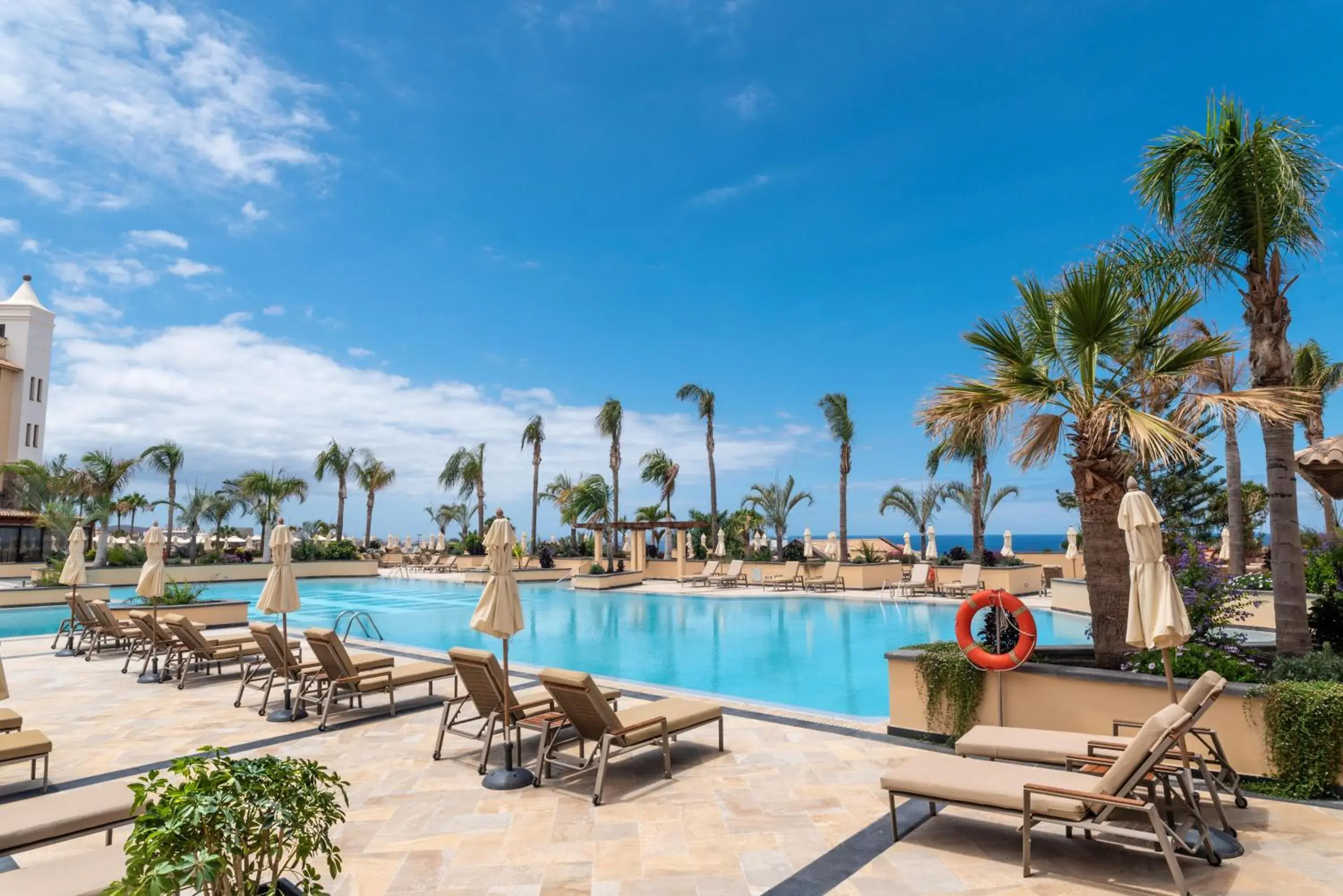 Swimming pool in GF GRAN COSTA ADEJE***** Swimming pool in GF GRAN COSTA ADEJE*****