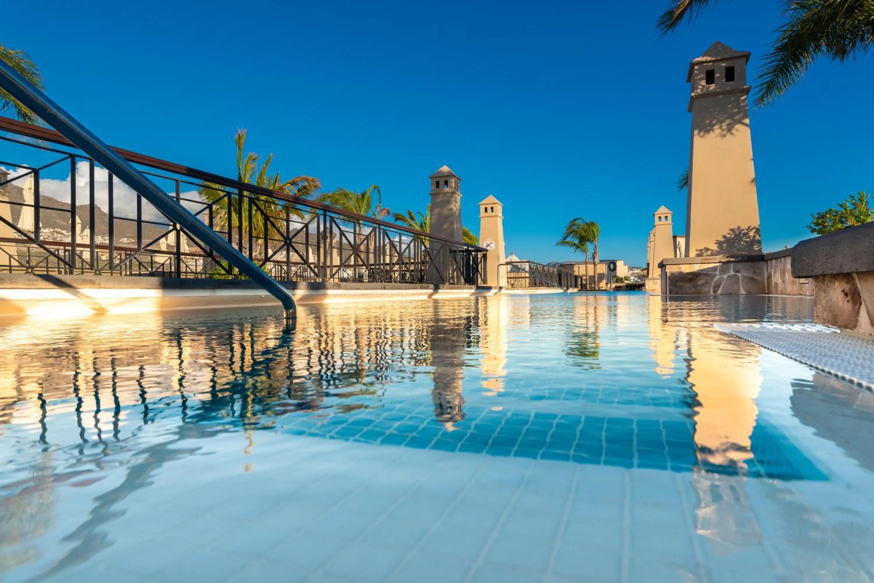 Swimming pool in GF GRAN COSTA ADEJE*****
