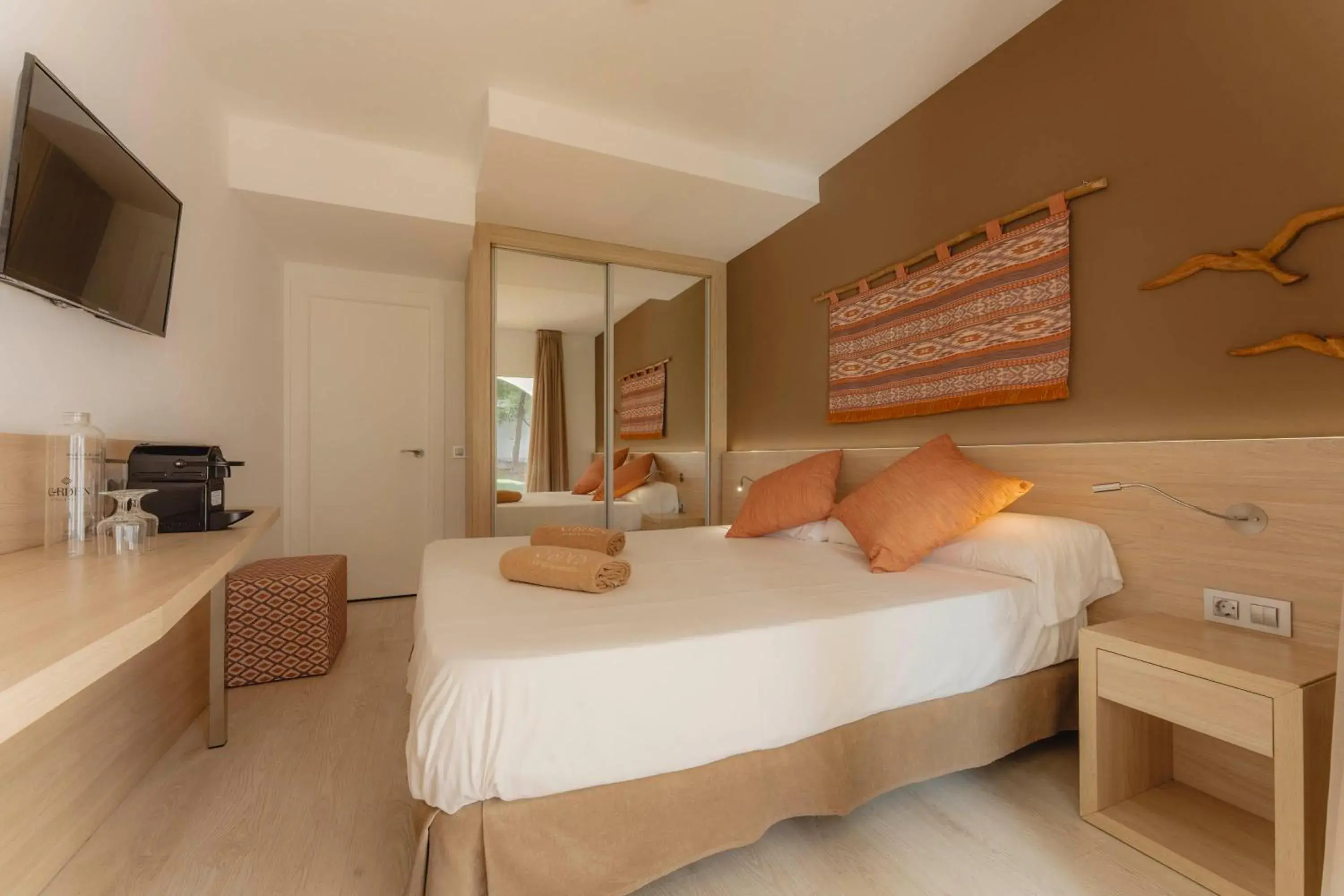 Photo of the whole room, Bed in Garden Saladina - Adults Only Photo of the whole room, Bed in Garden Saladina - Adults Only