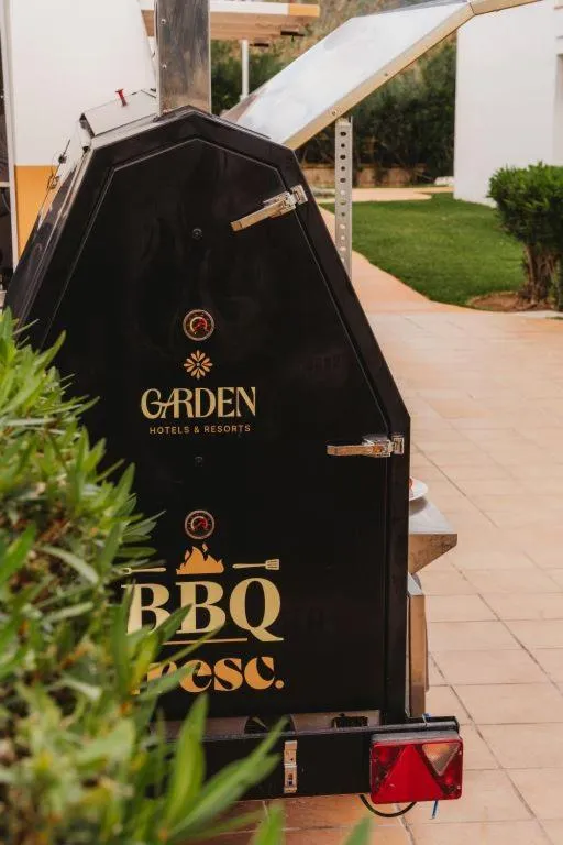 BBQ facilities in Garden Saladina - Adults Only
