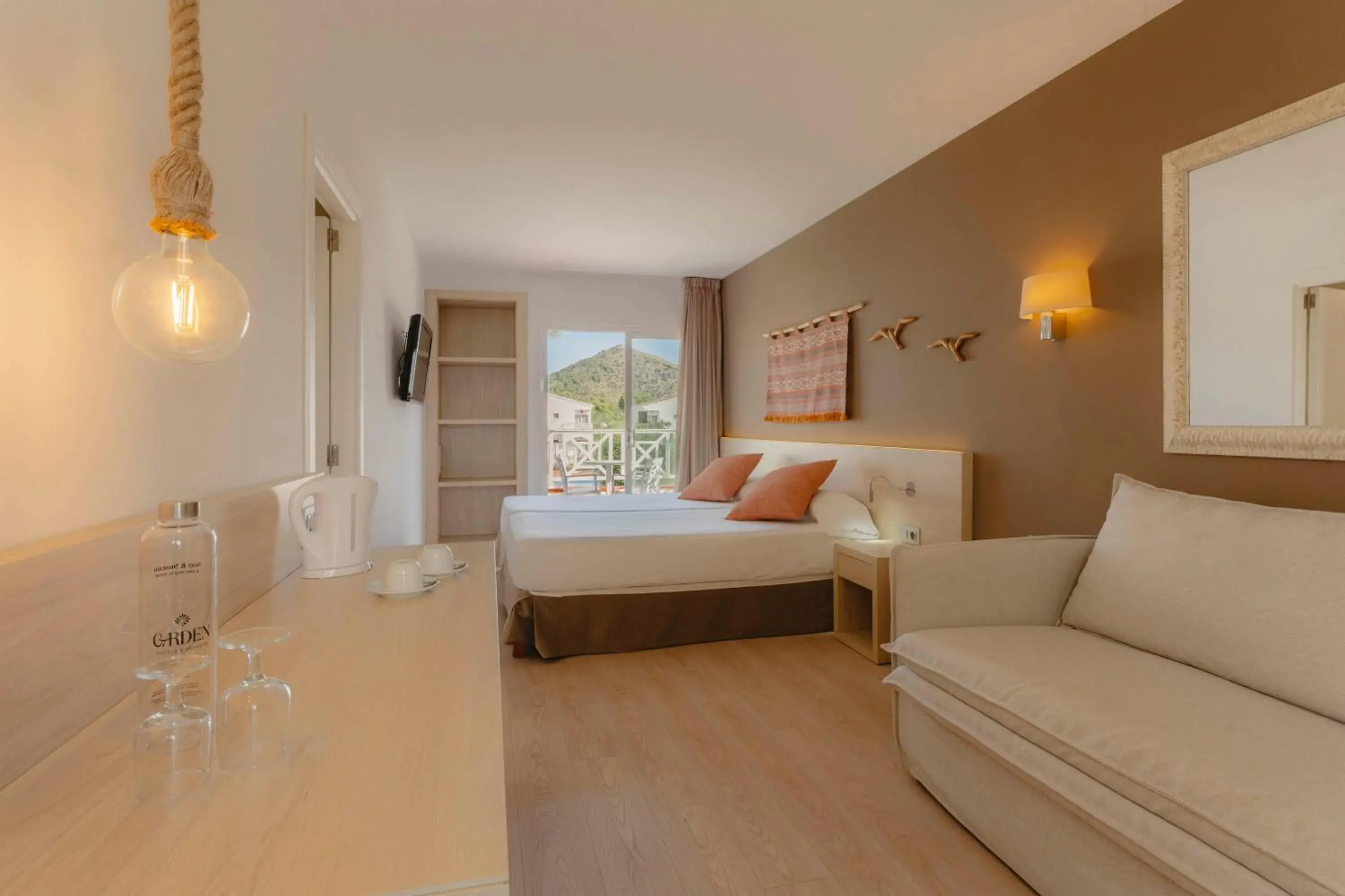 Photo of the whole room, Bed in Garden Saladina - Adults Only Photo of the whole room, Bed in Garden Saladina - Adults Only