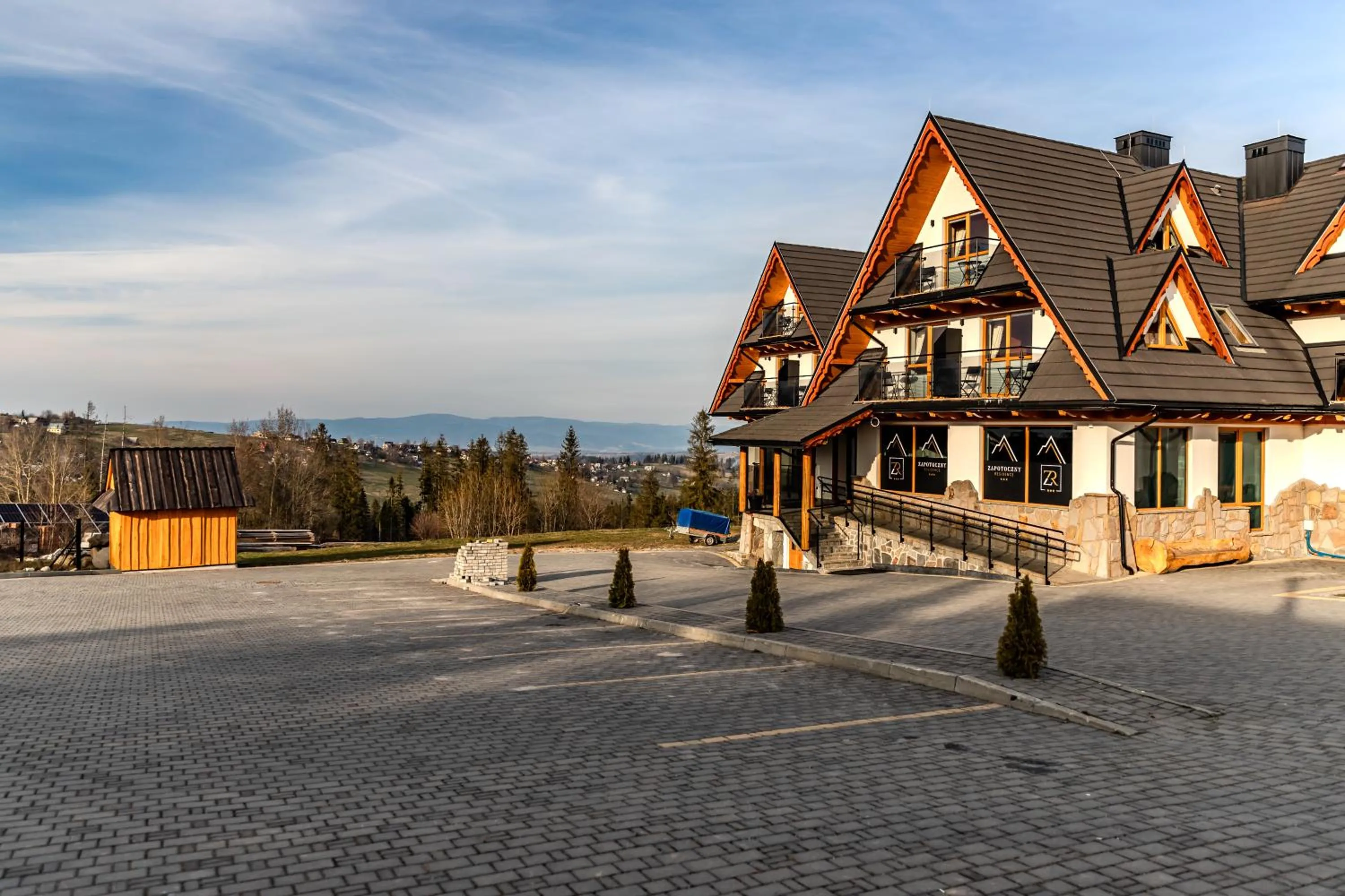 Property building in Zapotoczny Residence