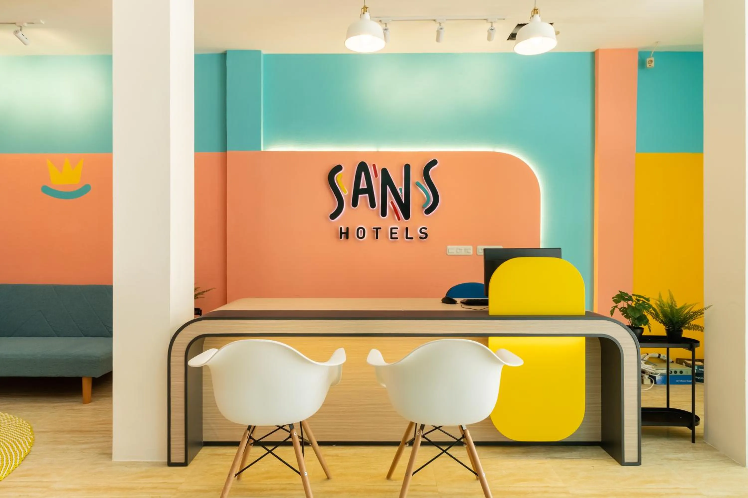 Lobby or reception in Sans Hotel Bubulak Bogor