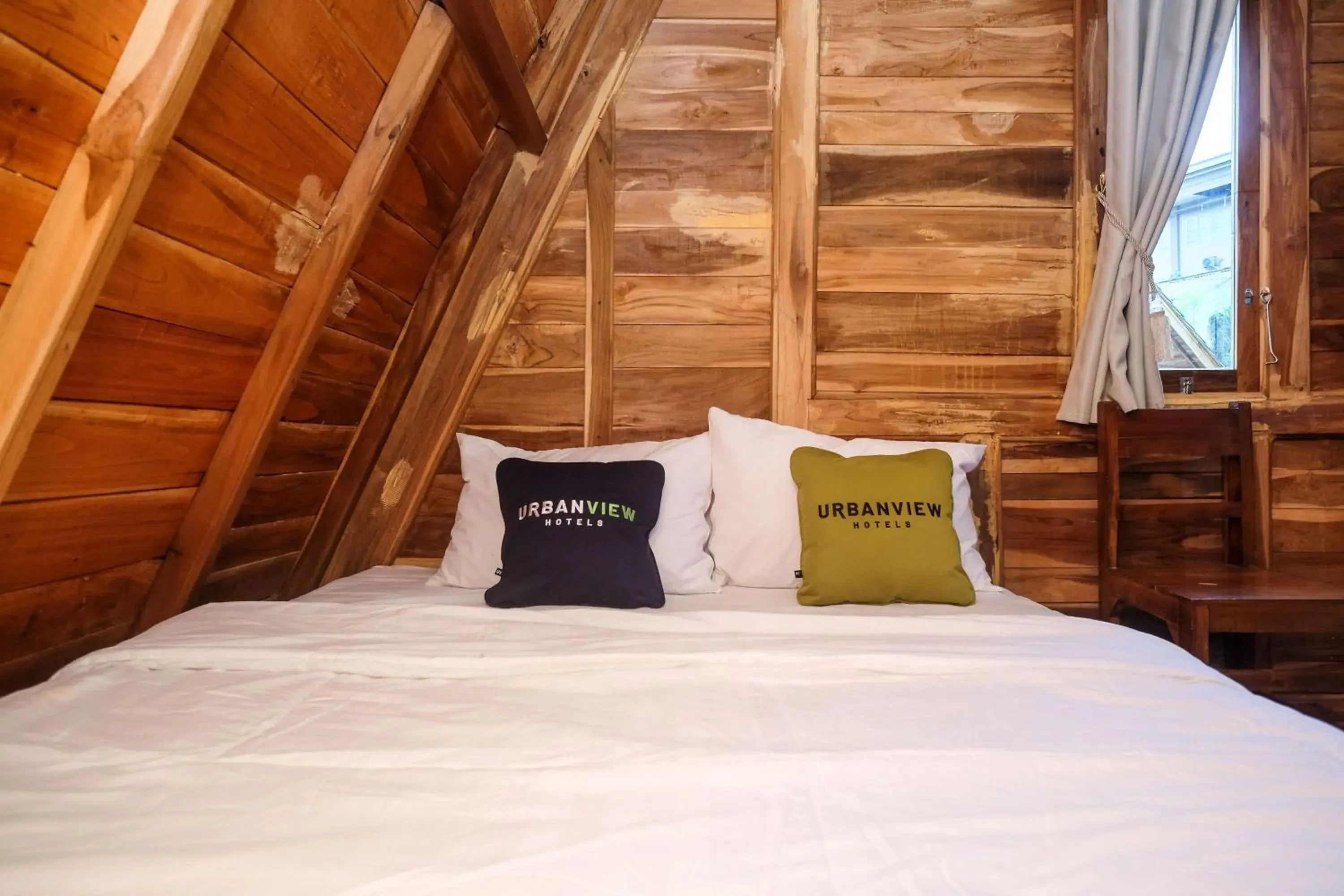 Bedroom, Bed in Urbanview Villa Kolopaking Kebumen by RedDoorz Bedroom, Bed in Urbanview Villa Kolopaking Kebumen by RedDoorz