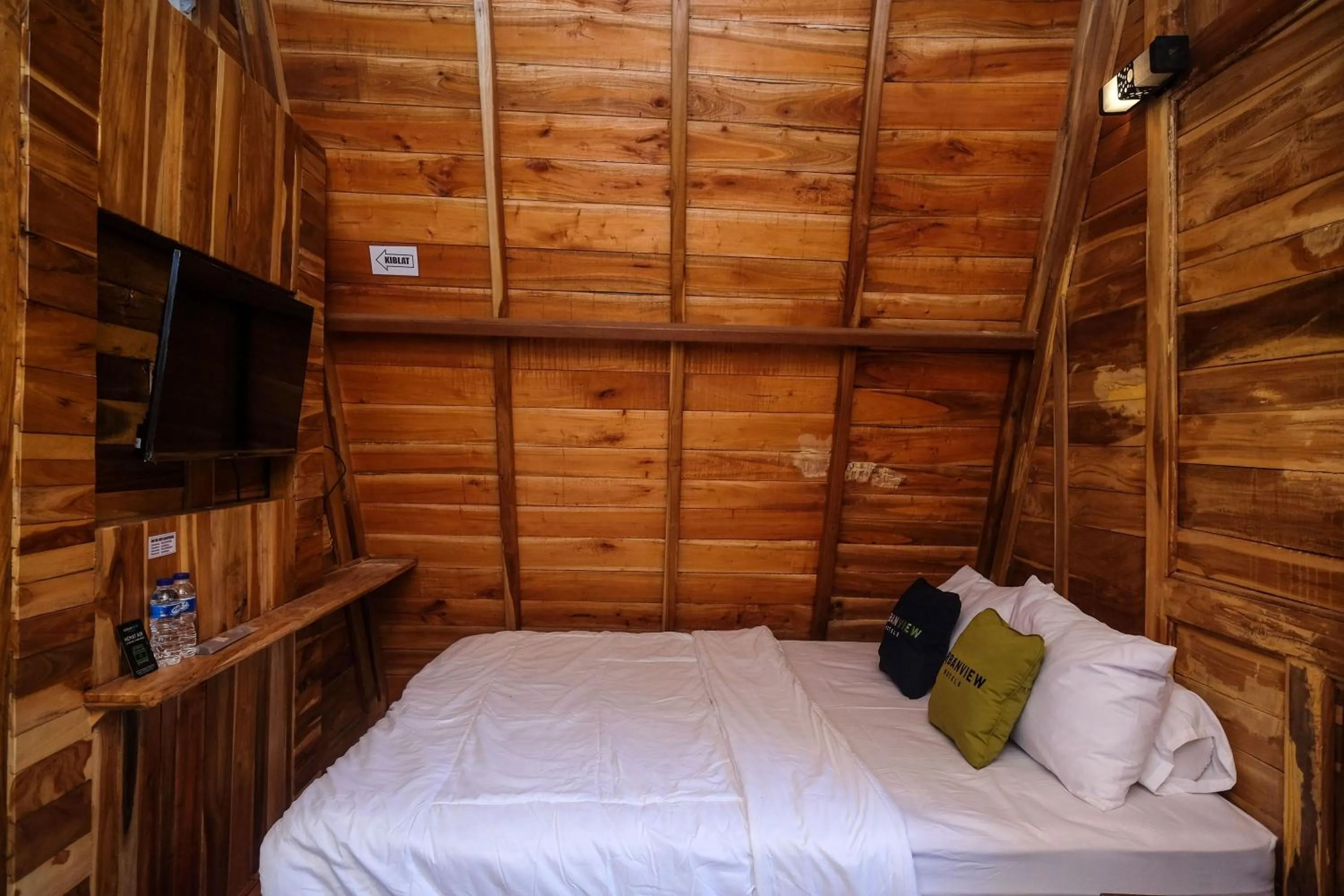 Bedroom, Bed in Urbanview Villa Kolopaking Kebumen by RedDoorz