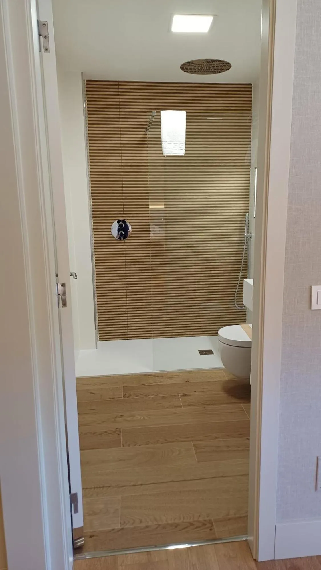 Shower in Ruta Jacobea