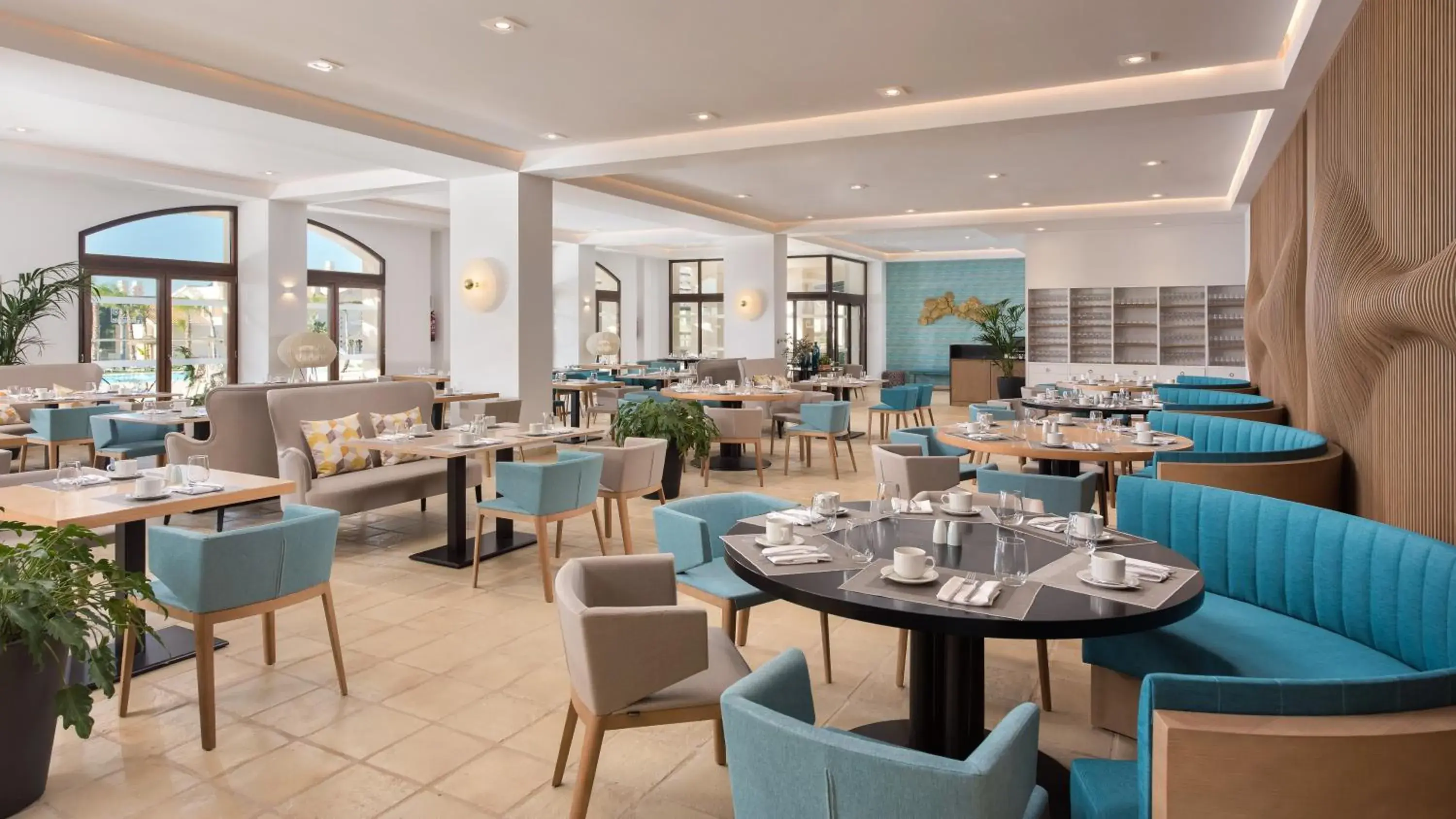 Restaurant/places to eat in Ona Hacienda del Álamo Golf Resort Restaurant/places to eat in Ona Hacienda del Álamo Golf Resort