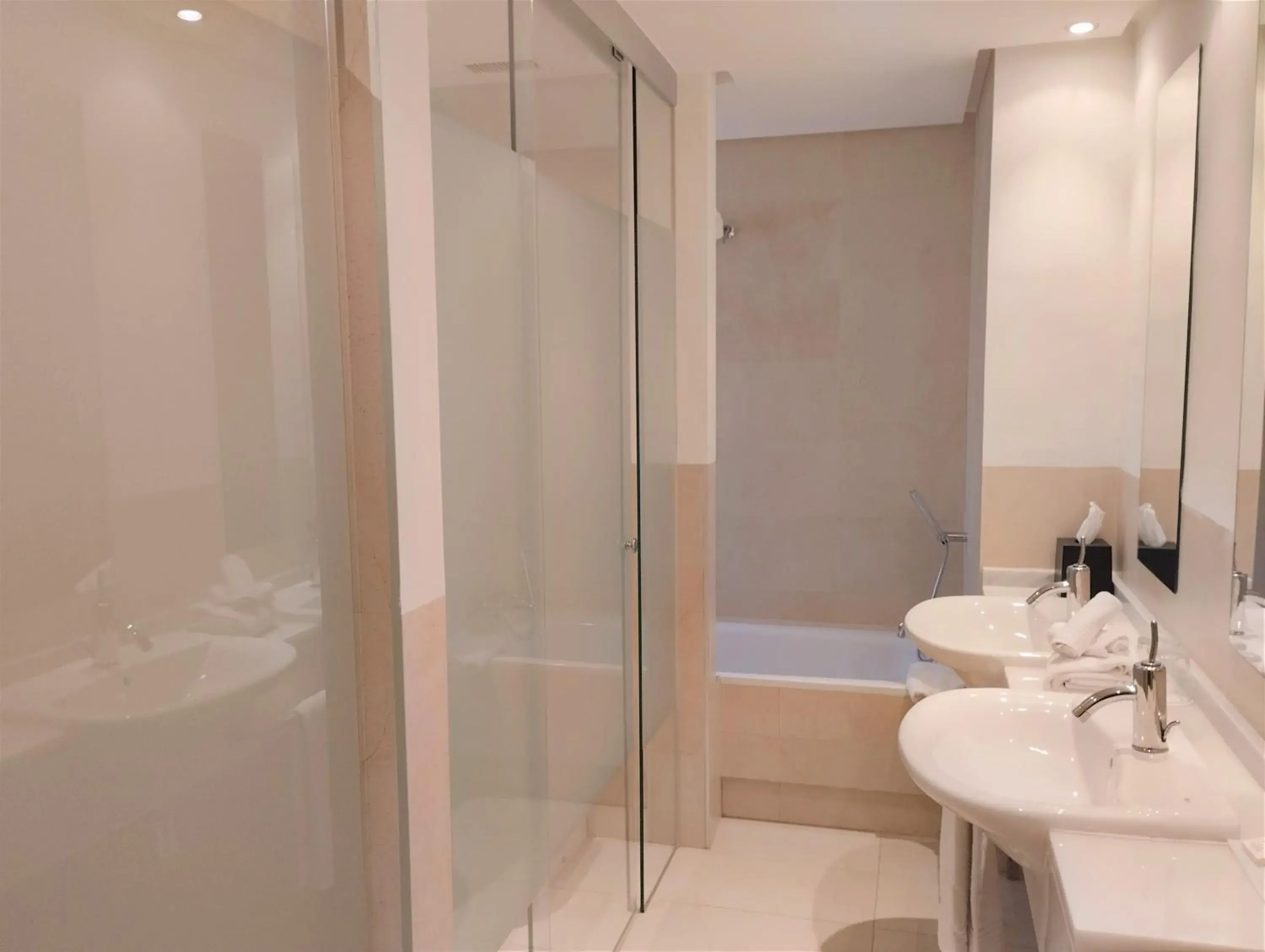 Bathroom in Ona Hacienda del Álamo Golf Resort Bathroom in Ona Hacienda del Álamo Golf Resort