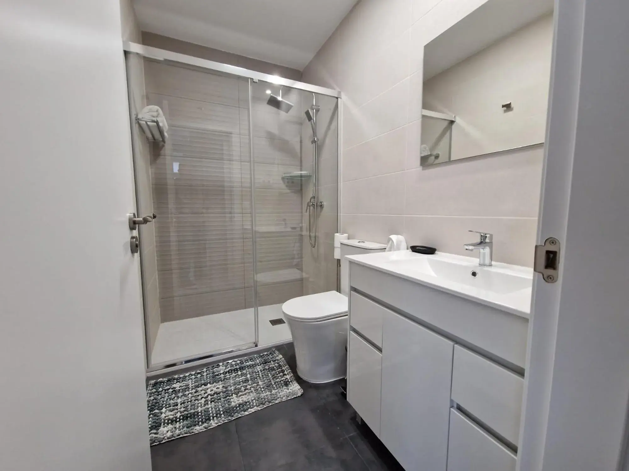 Single Room - single occupancy in Malasaña Dreams S,L Single Room - single occupancy in Malasaña Dreams S,L