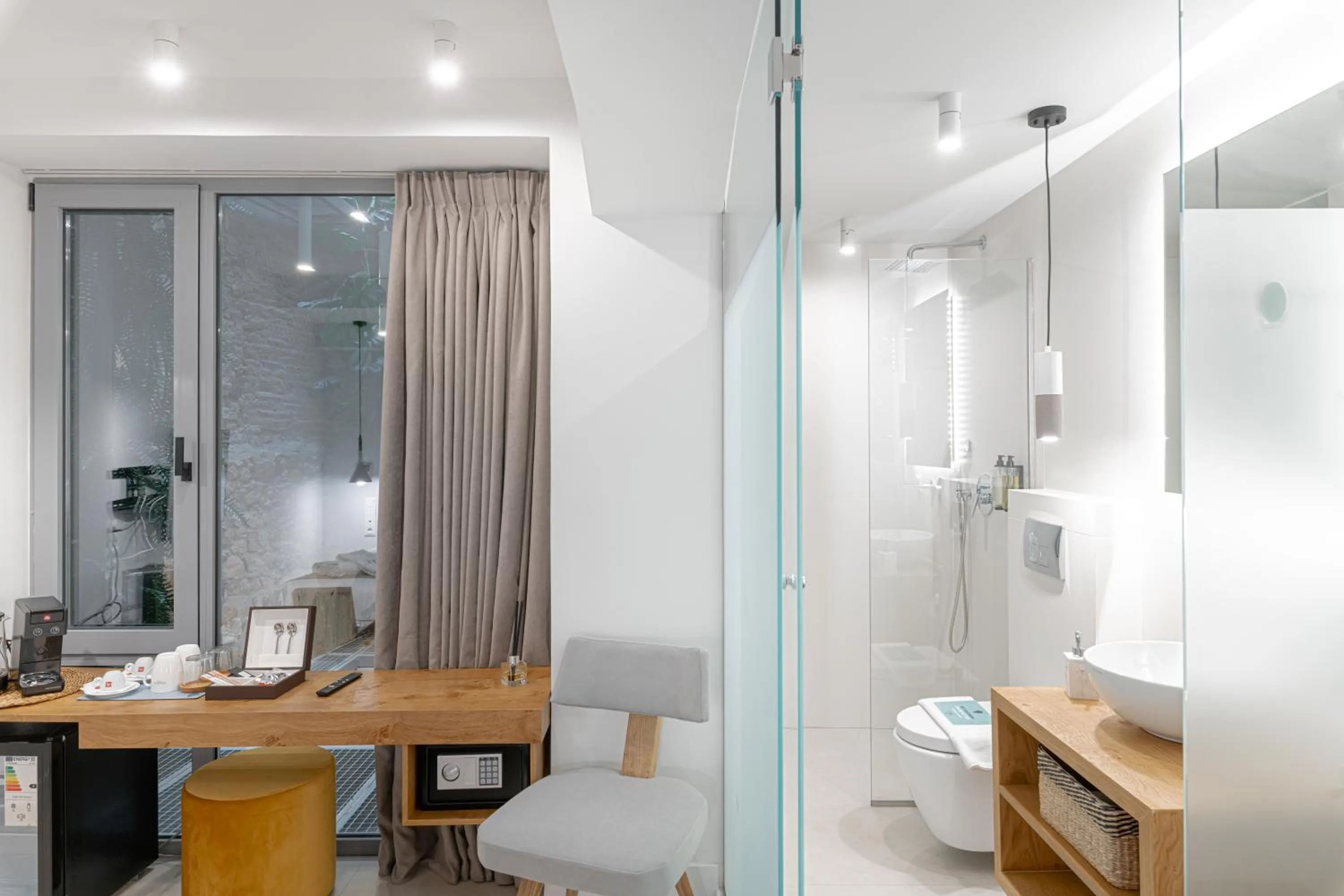 Bathroom in Ciel Suites Athens