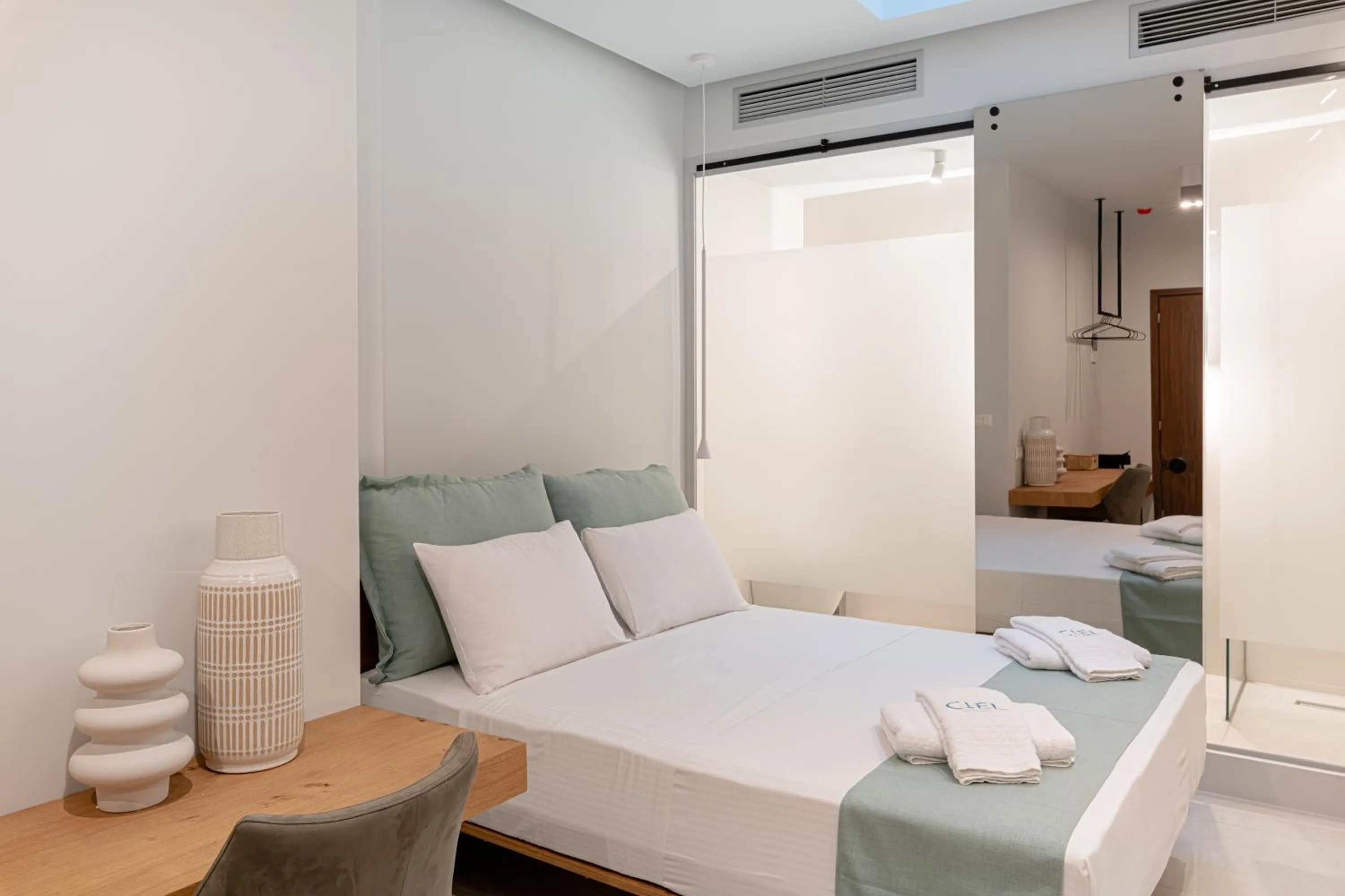 Bed in Ciel Suites Athens