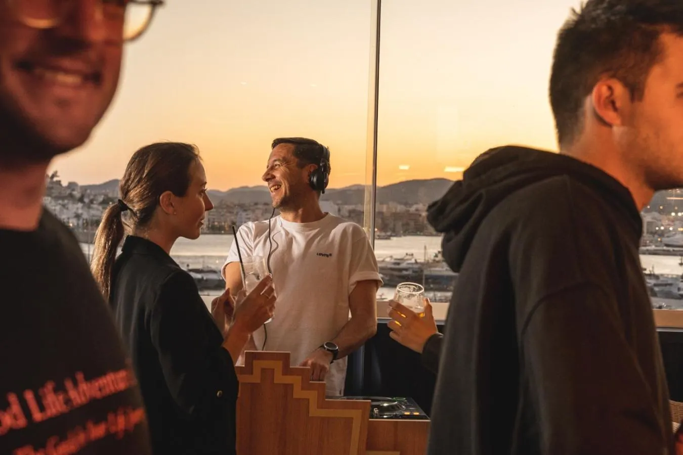 Restaurant/places to eat in Ocean Drive Ibiza