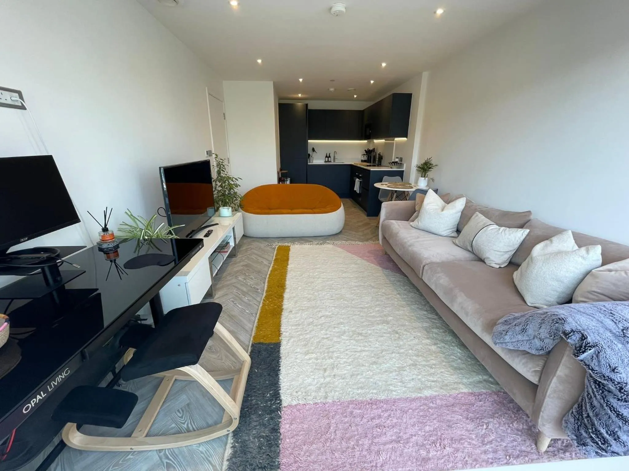 Stylish 1BR Apartment Next To Hampstead Heath