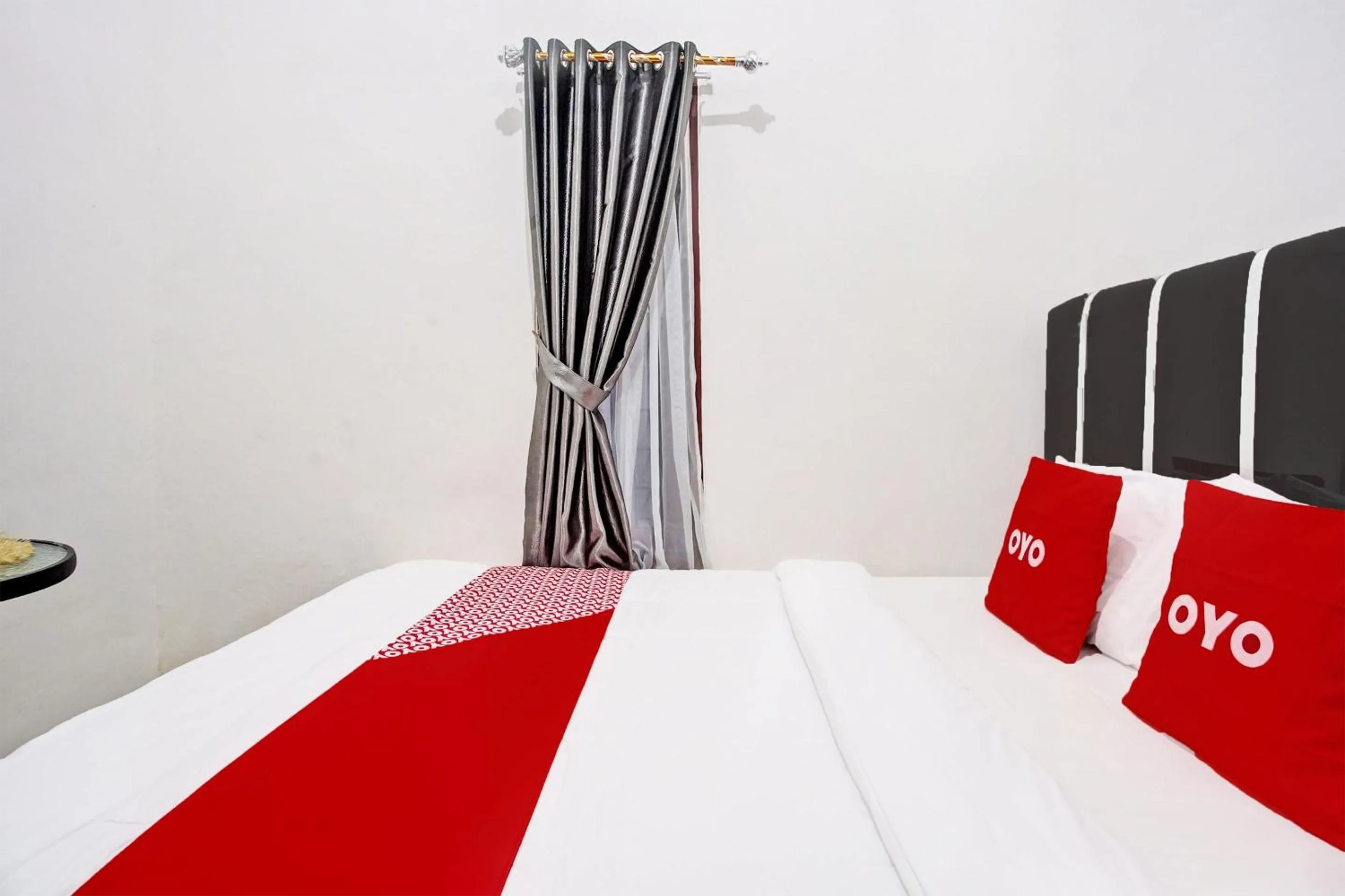 Bedroom, Bed in OYO LIFE 92034 Jay Homestay Syariah