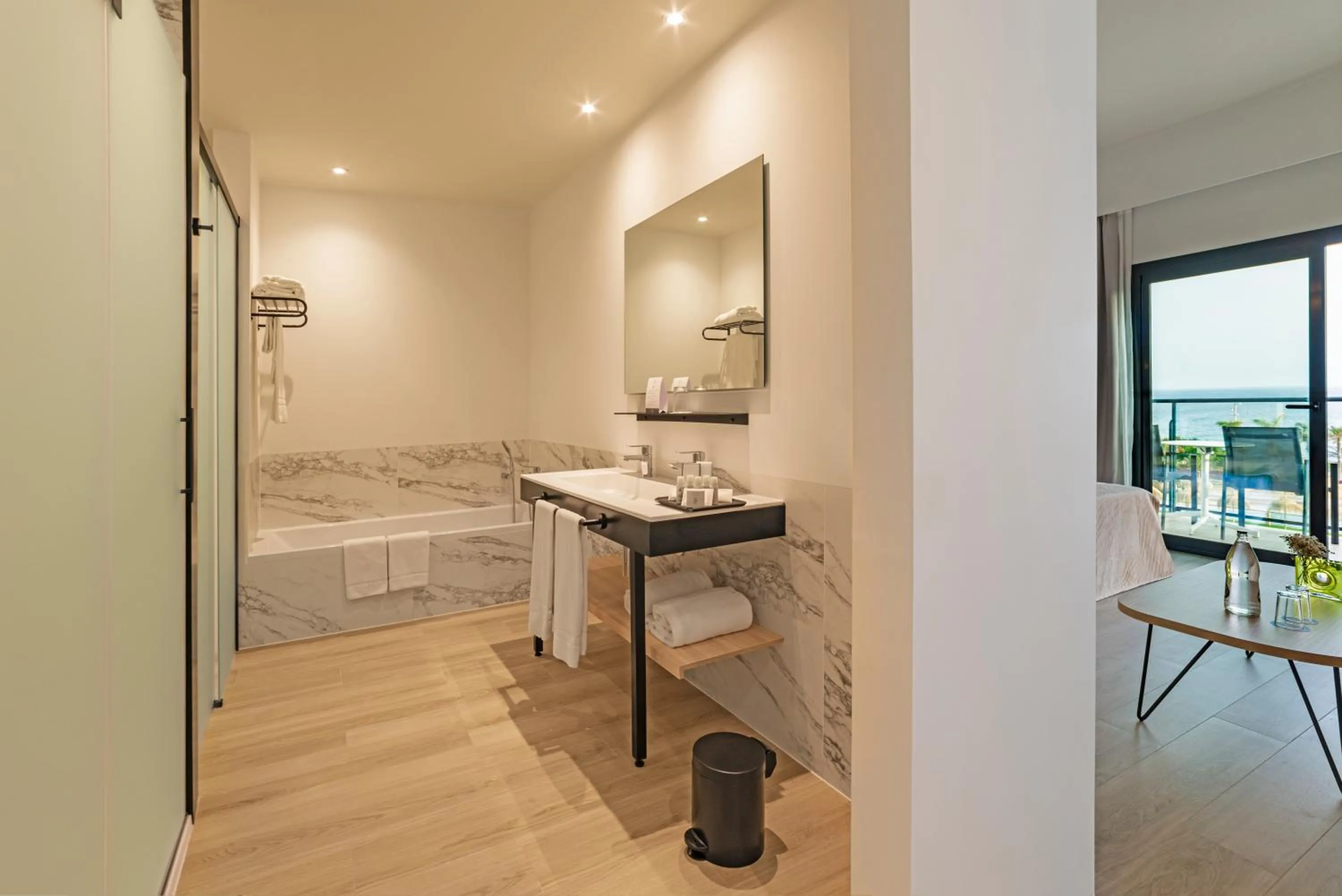 Bathroom in Cabogata Beach Hotel