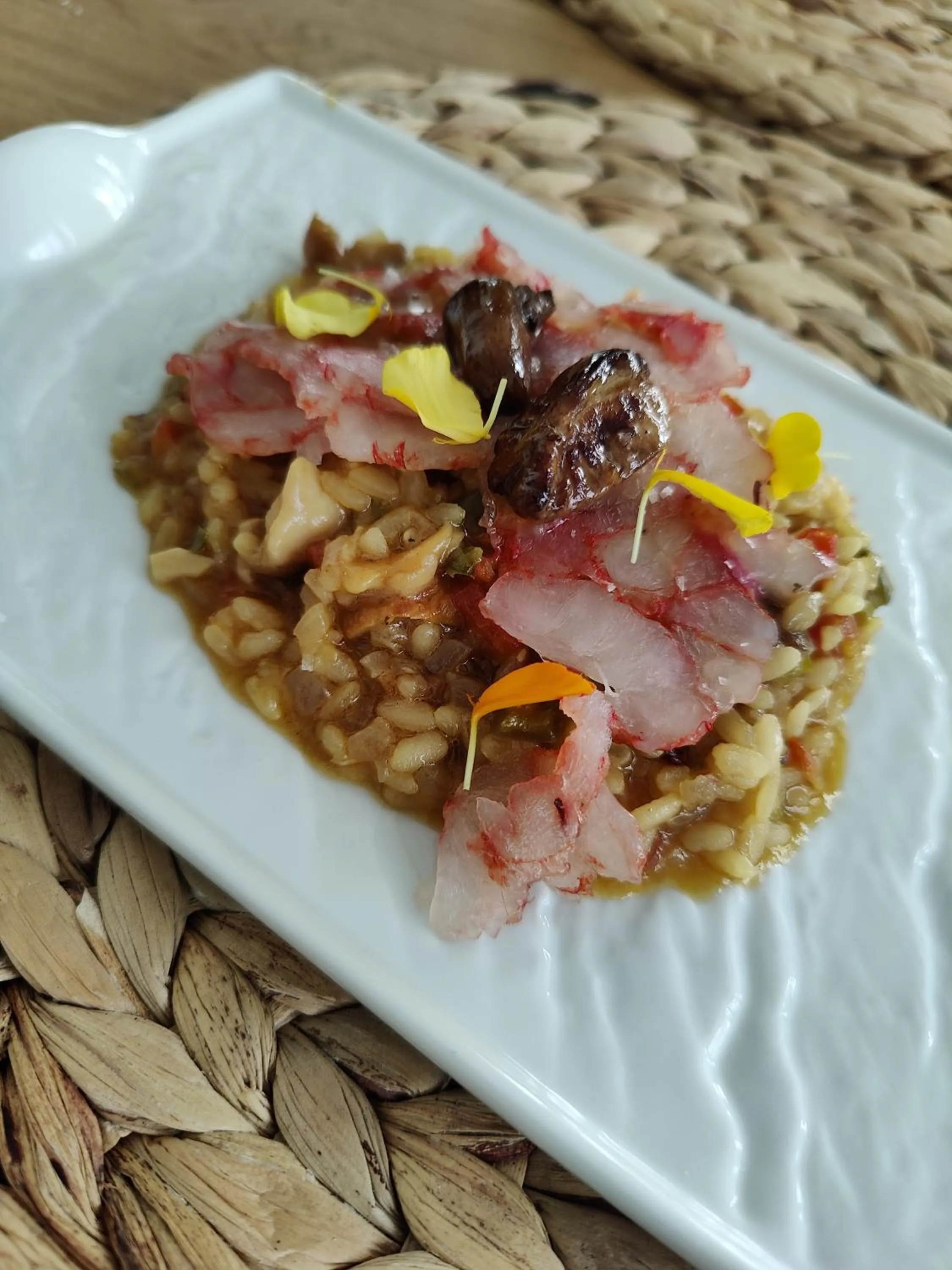 Restaurant/places to eat in Cabogata Beach Hotel