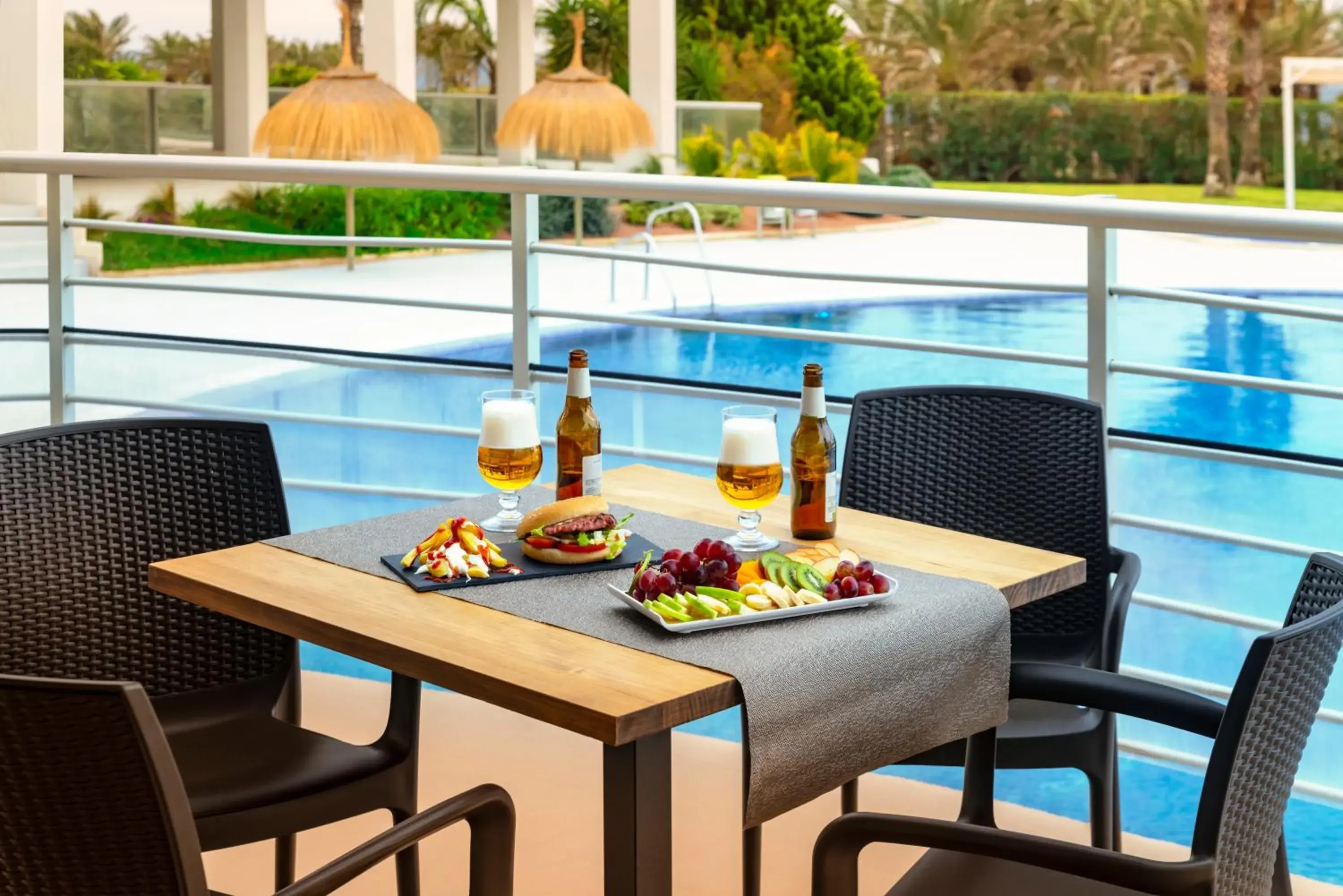 Restaurant/places to eat in Hotel Cabogata Jardín Restaurant/places to eat in Hotel Cabogata Jardín