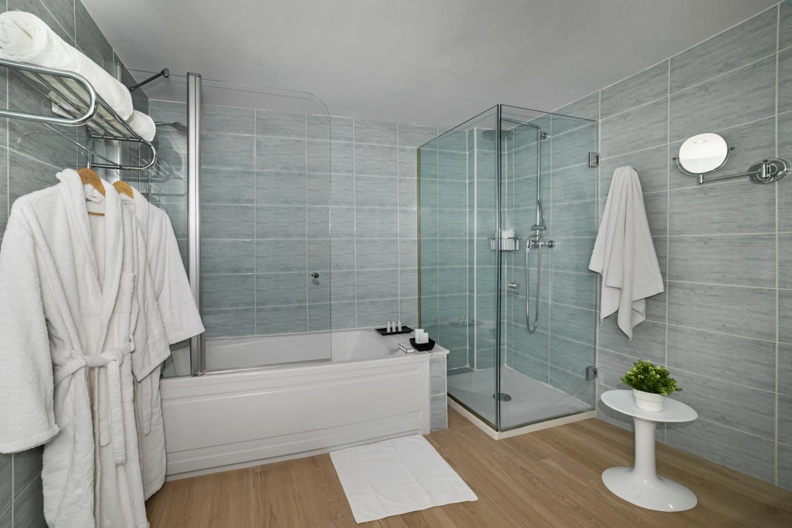 Bathroom in Hotel Cabogata Jardín