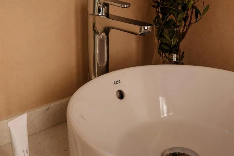 Bathroom in Hotel Hamsa House