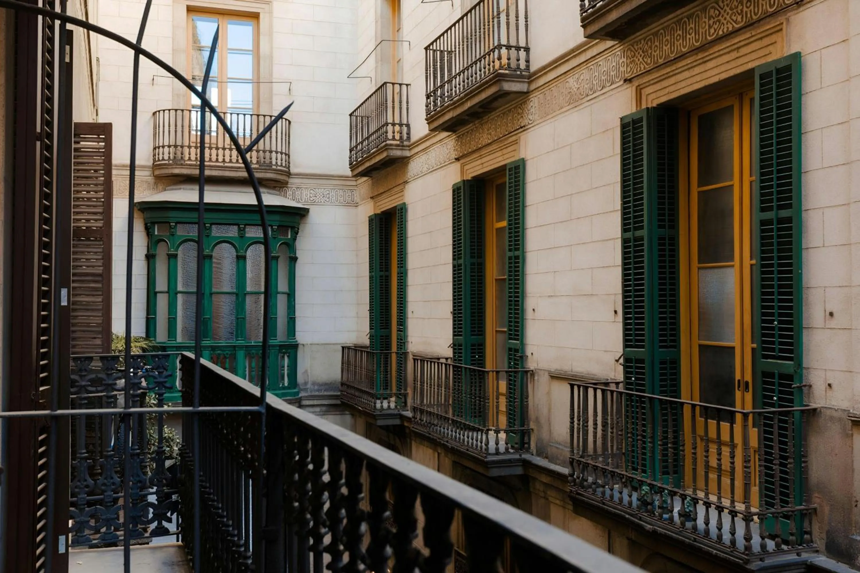 Photo of the whole room in Los Arcos Hotel Gothic Quarter, Sonder by Marriott Bonvoy