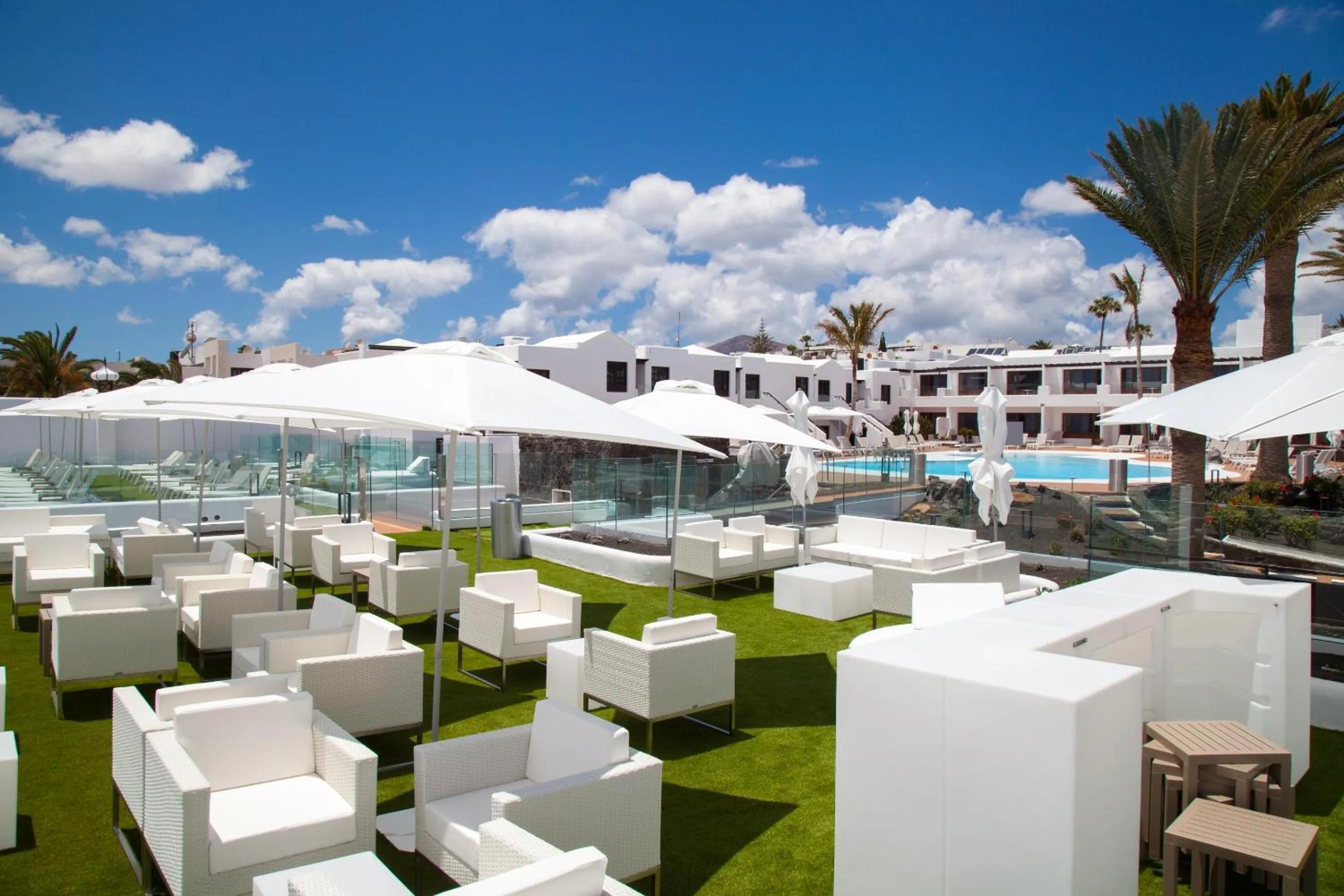 Balcony/Terrace in R2 Bahia Kontiki