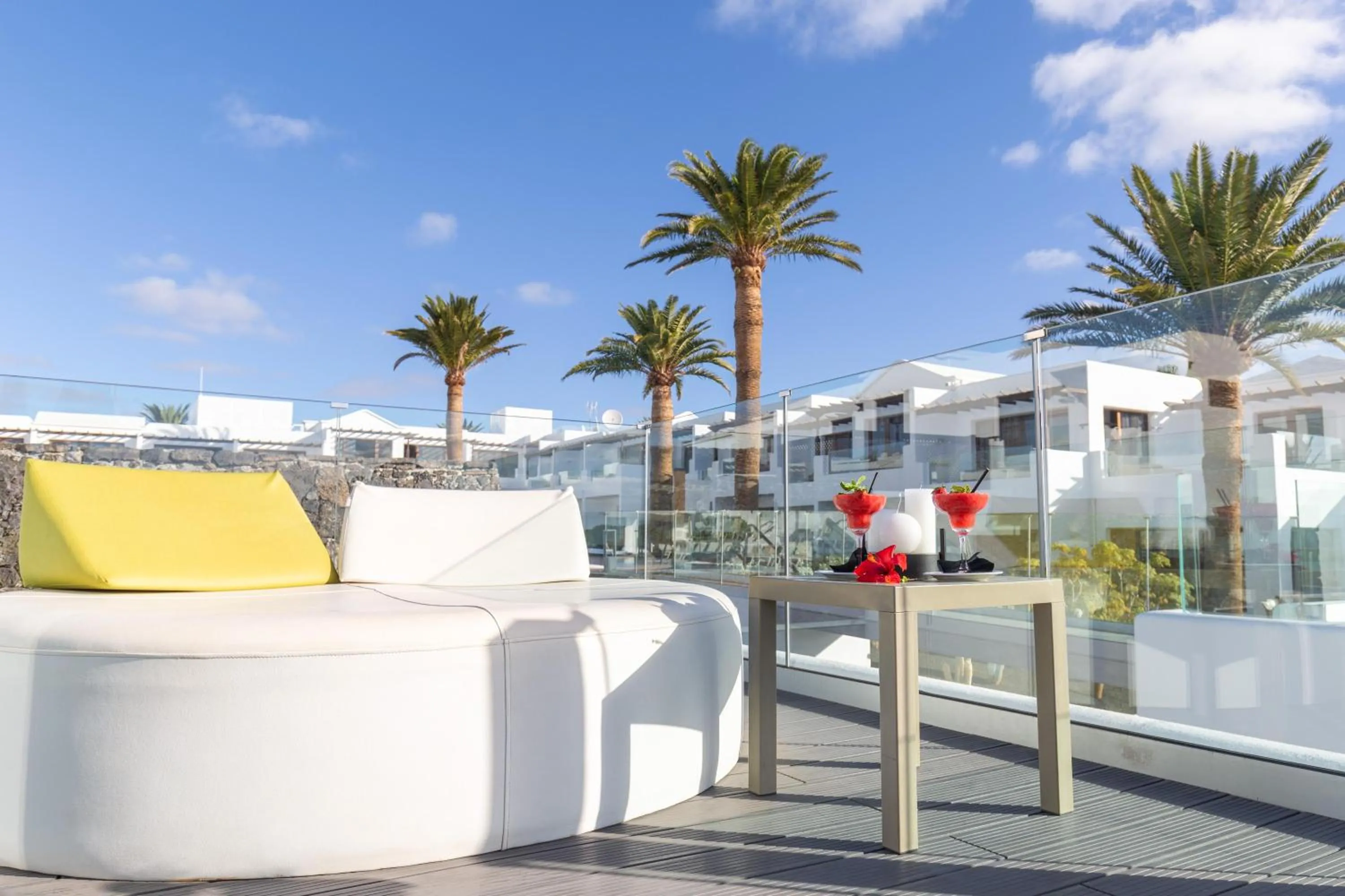 Other in R2 Bahia Kontiki