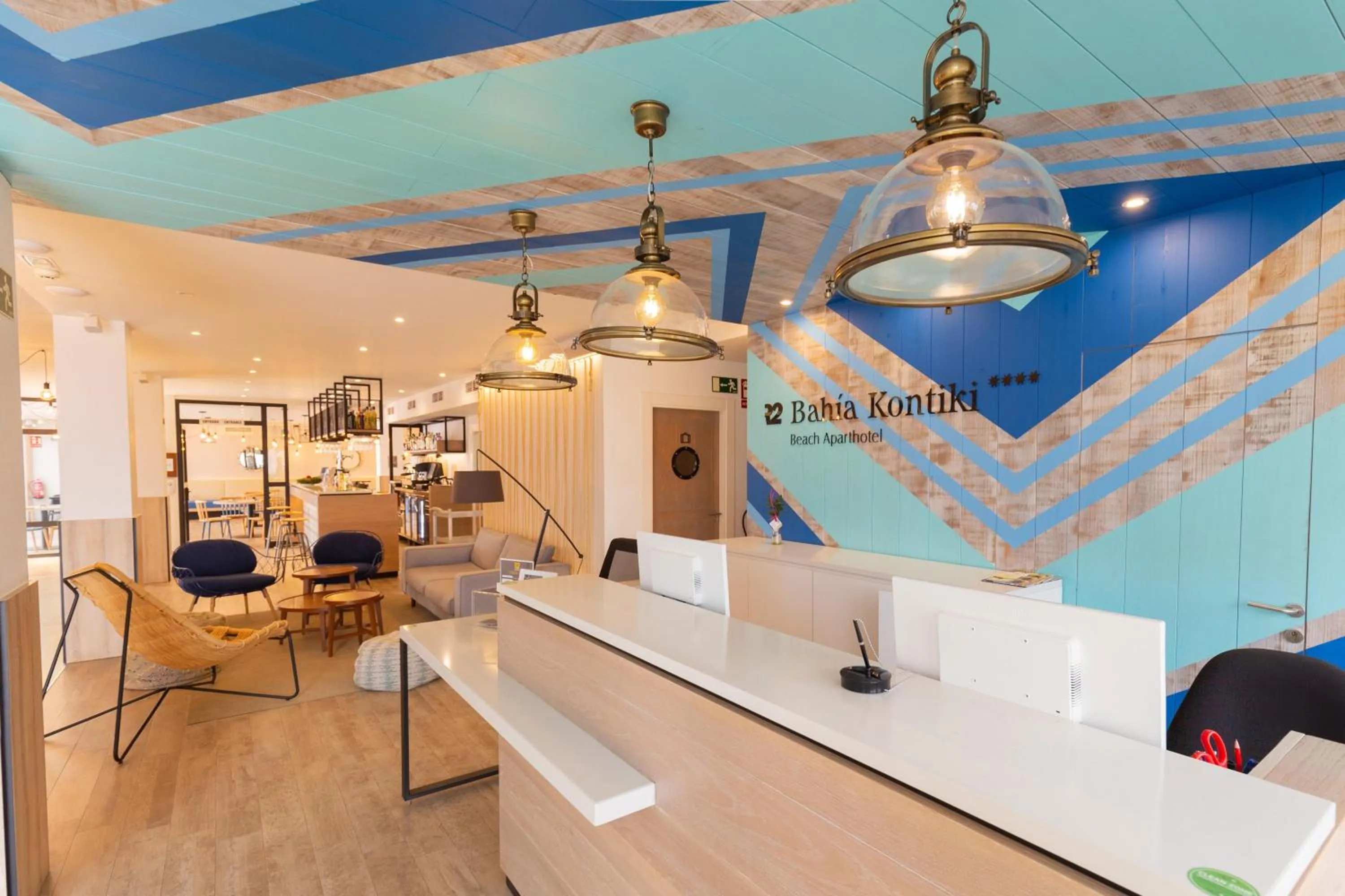 Lobby or reception in R2 Bahia Kontiki