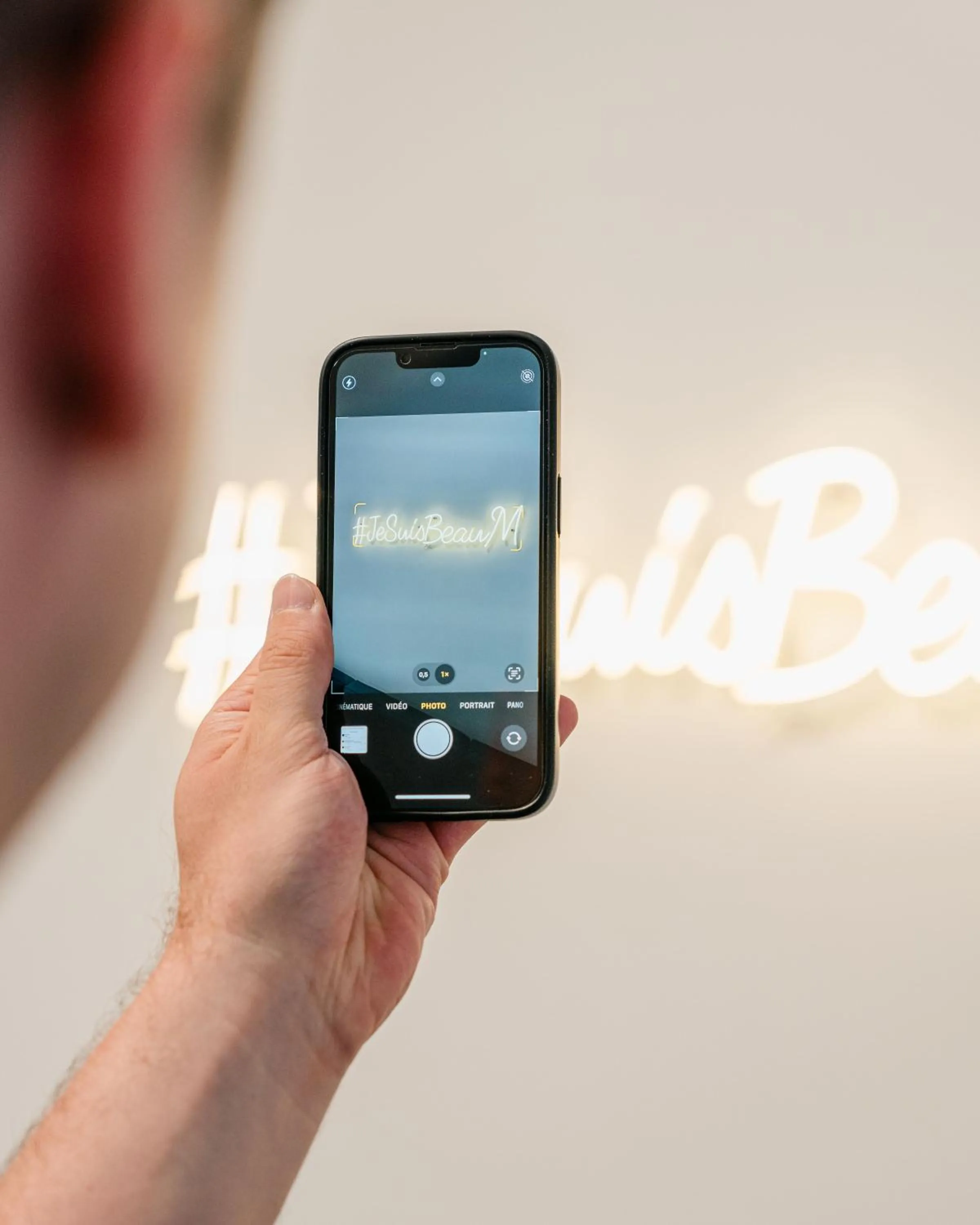 Property building in Beau M Paris