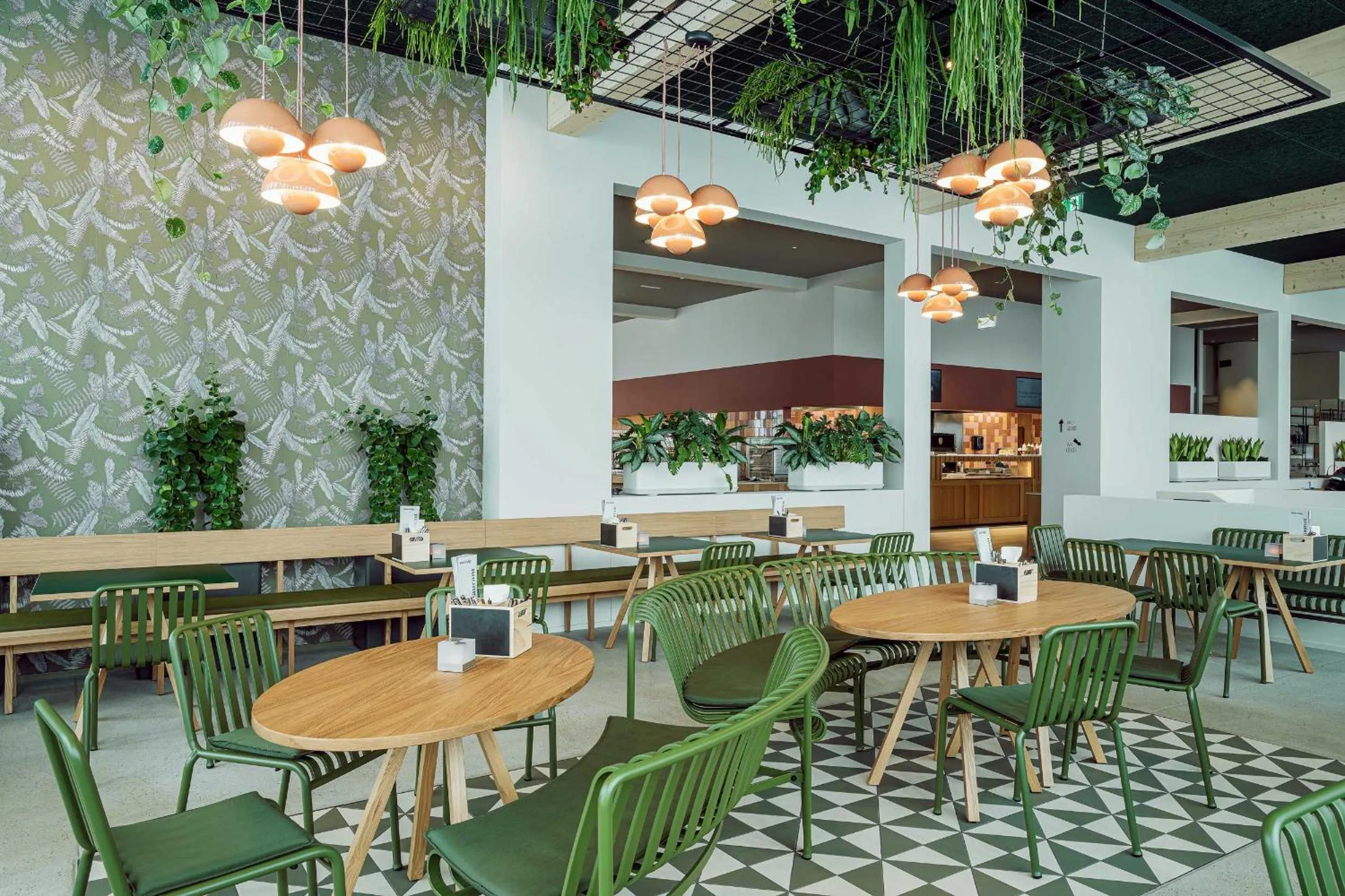 Restaurant/places to eat in Stoos Lodge