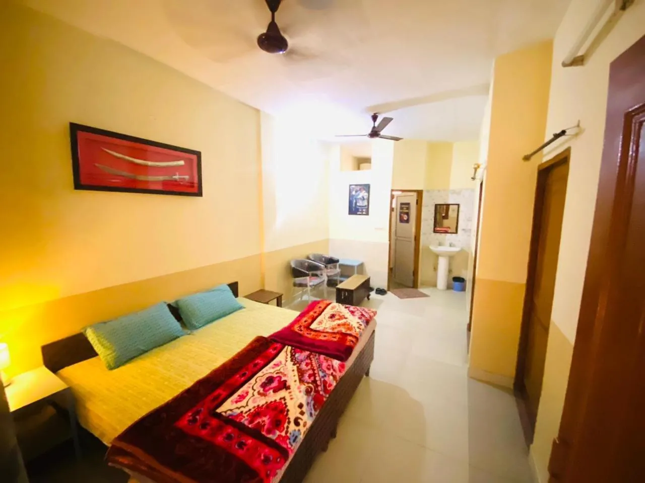 Bed in Negi Lodge Chandigarh