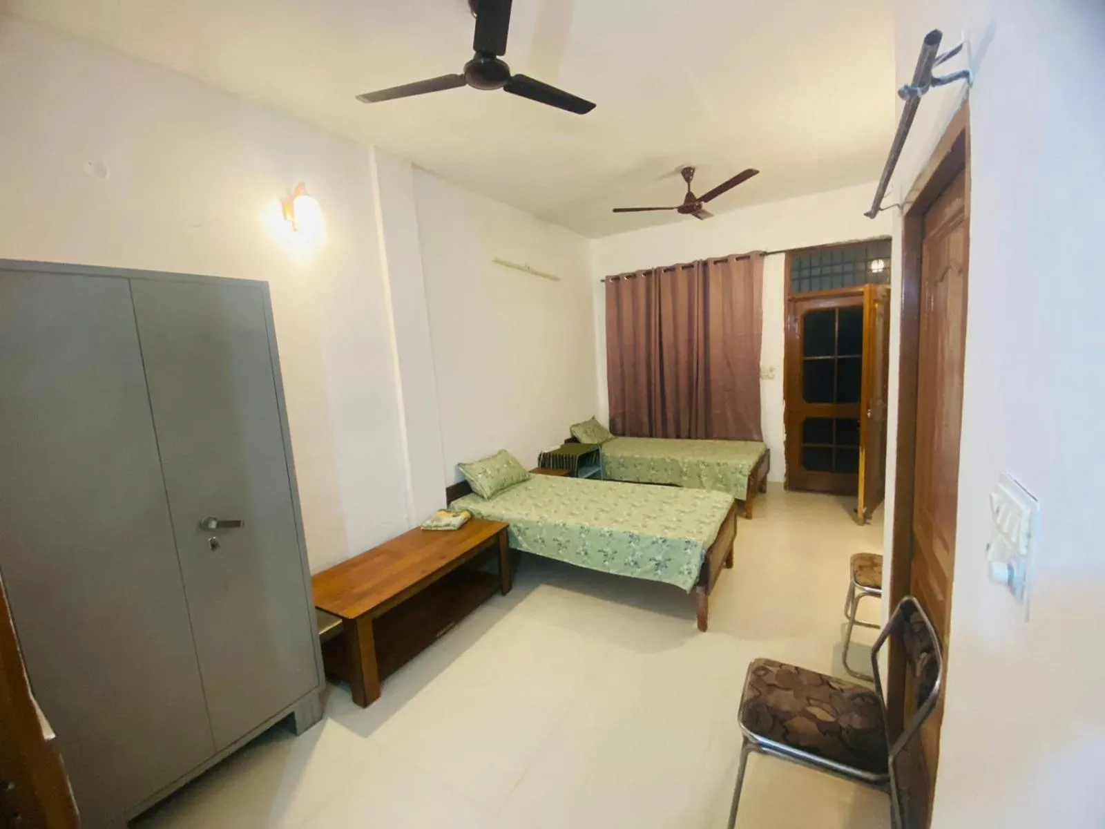 Bed in Negi Lodge Chandigarh
