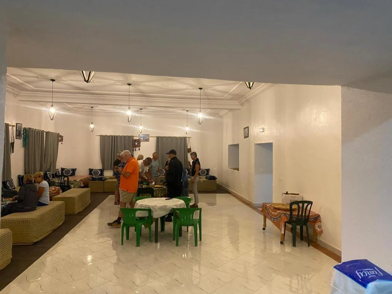 Restaurant/places to eat in Hotel camping amtoudi