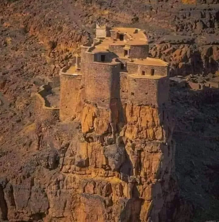 Hotel camping amtoudi