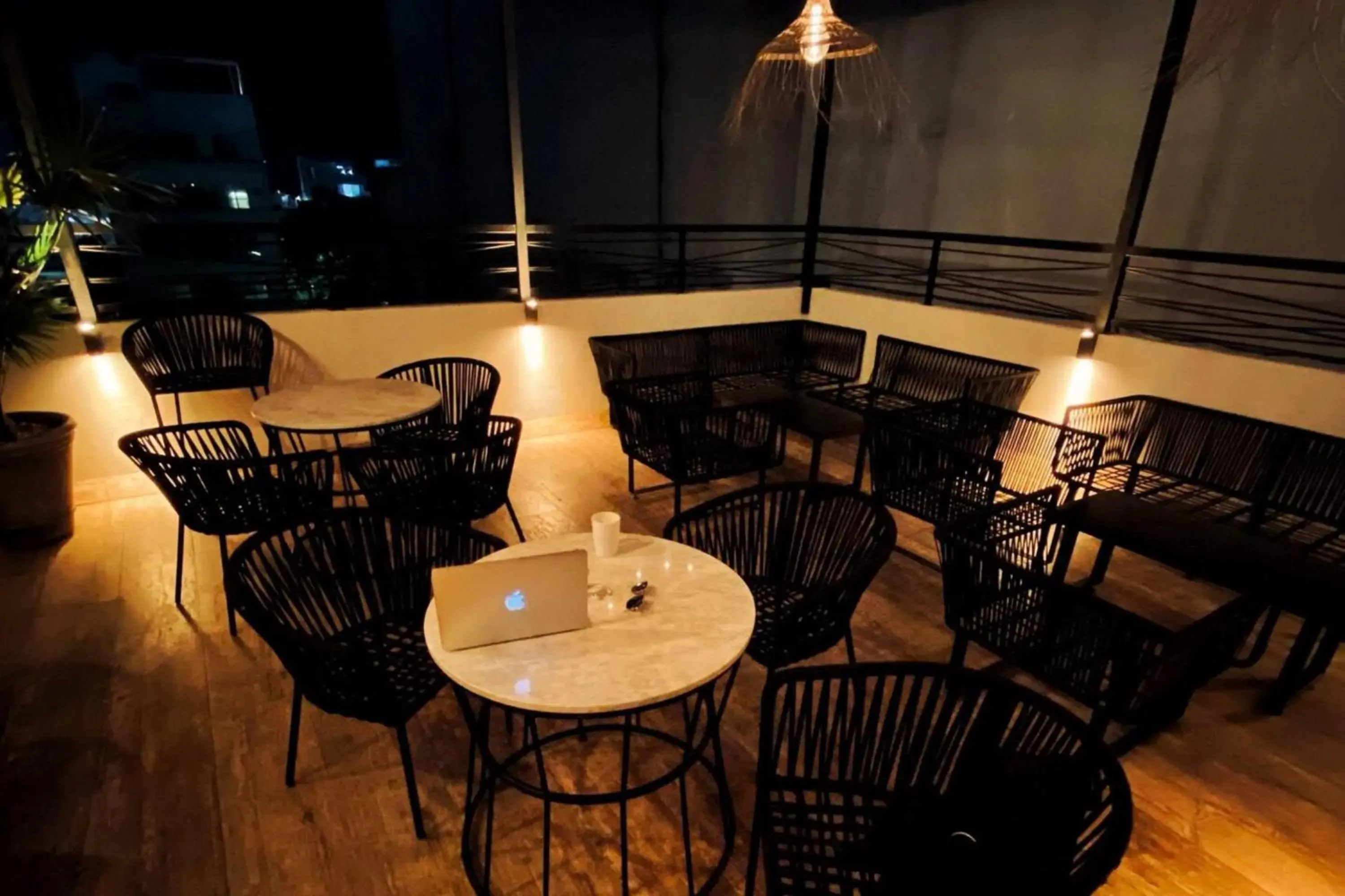 Night in Emiliano 42 Condos Boutique Night in Emiliano 42 Condos Boutique