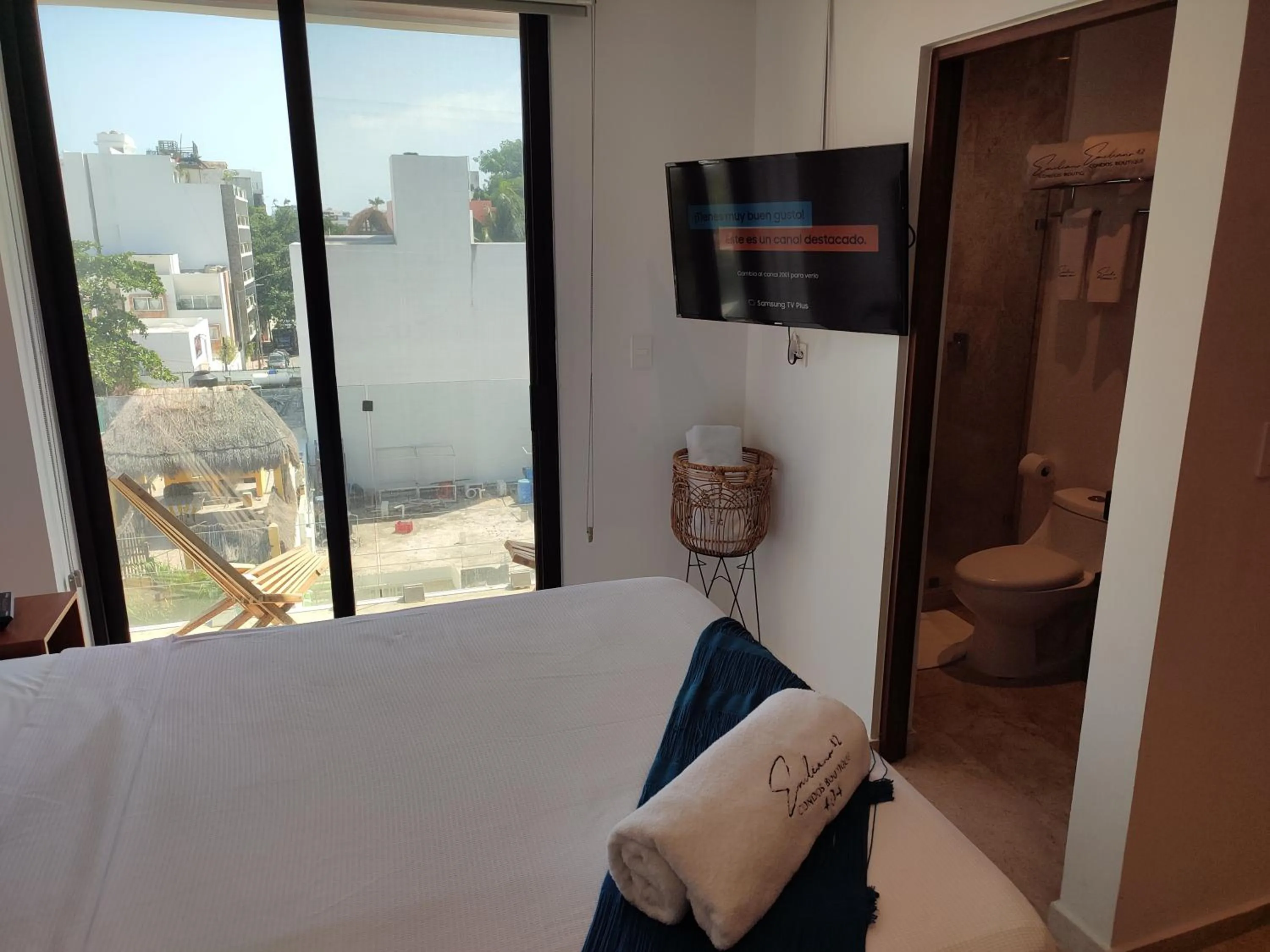 Shower in Emiliano 42 Condos Boutique