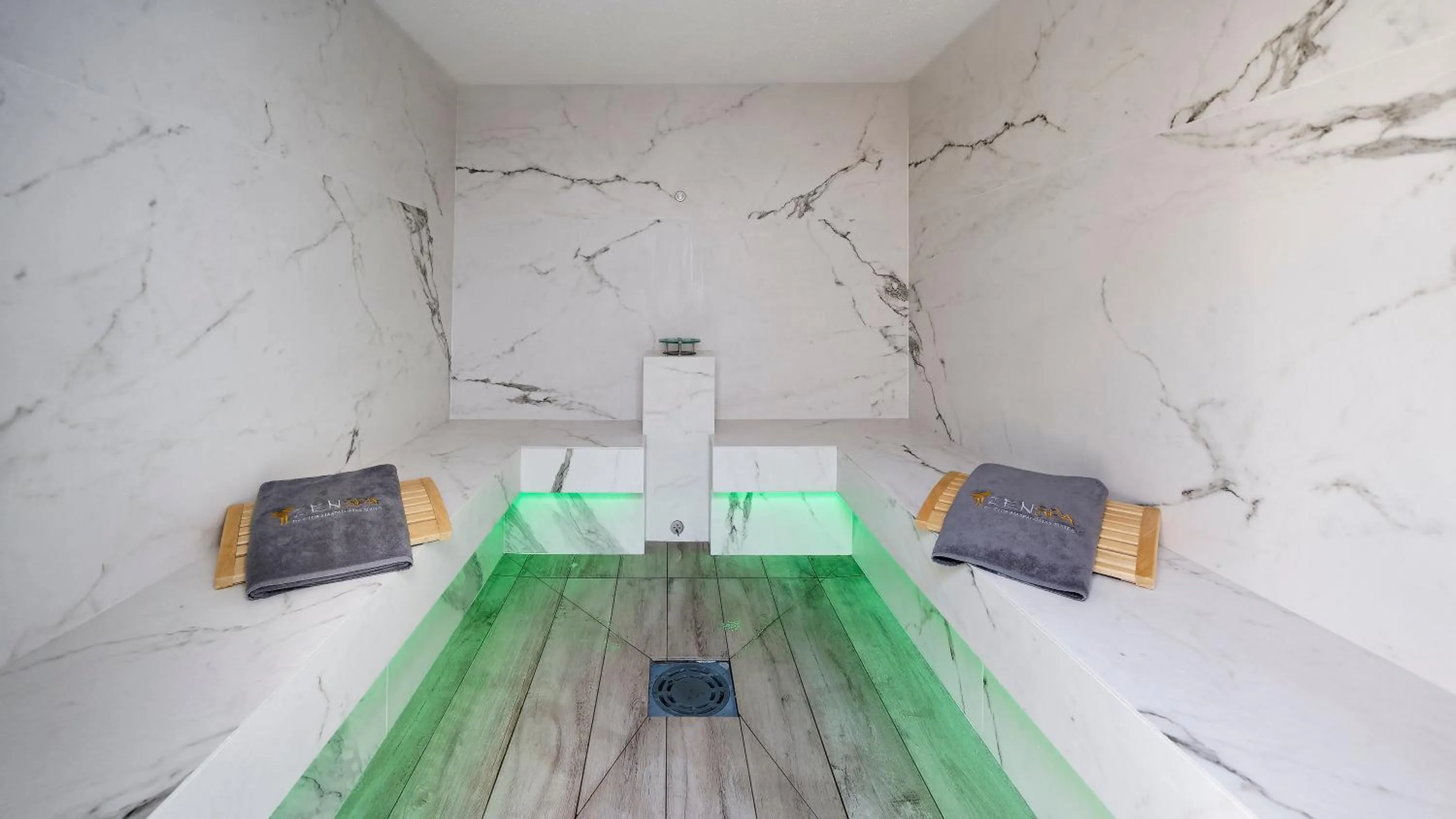 Steam room in Club Maspalomas Suites & Spa - Adults Only