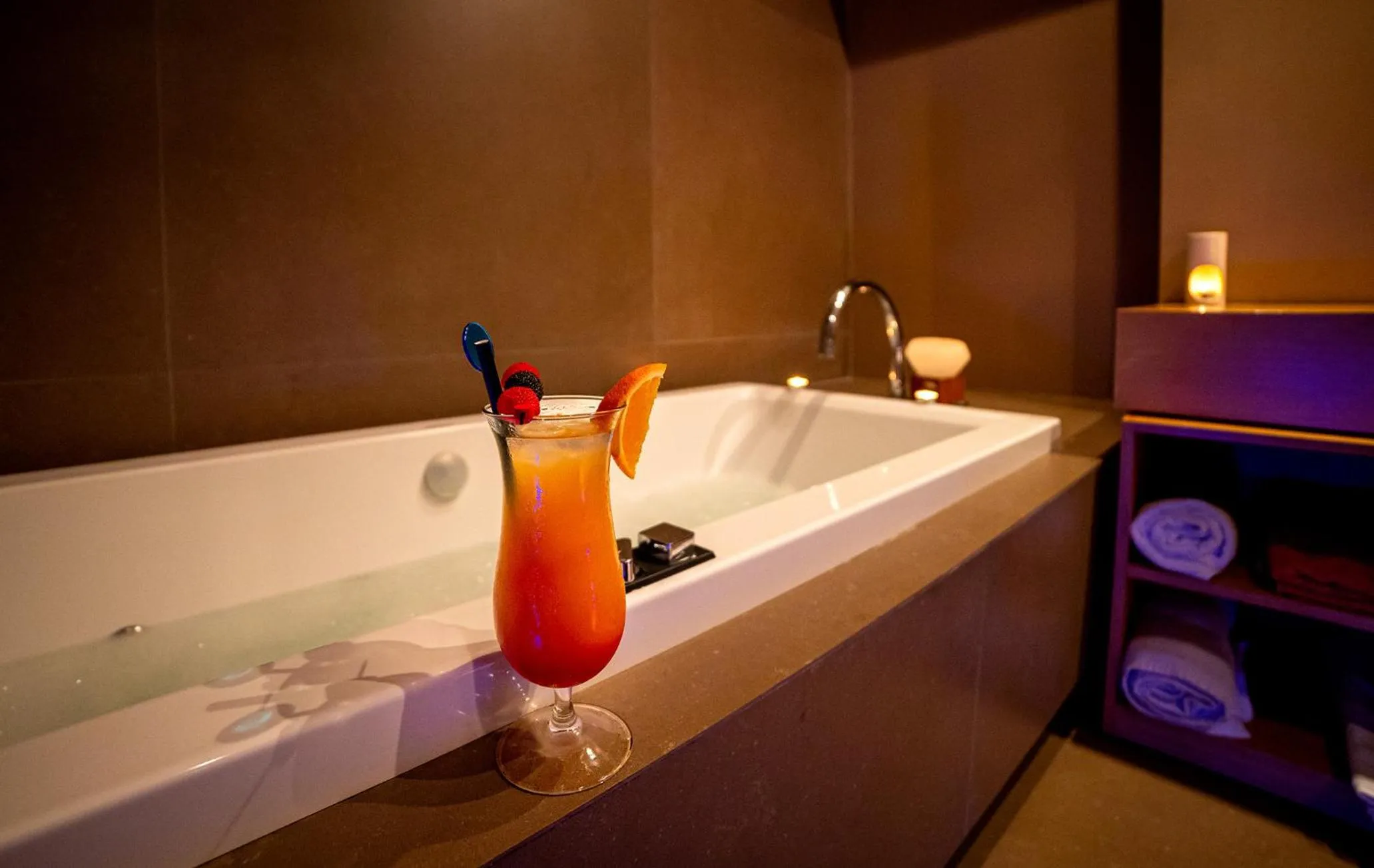 Hot Tub in Albir Playa Hotel & Spa