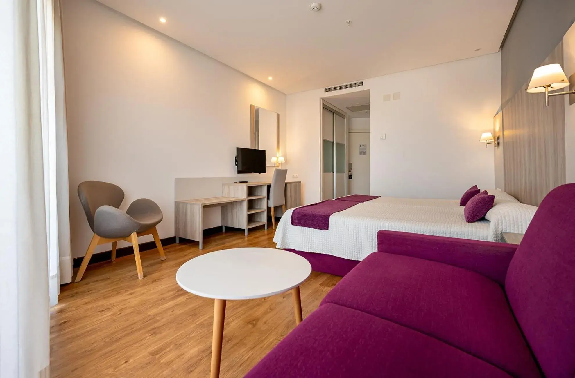 Bedroom, Bed in Albir Playa Hotel & Spa Bedroom, Bed in Albir Playa Hotel & Spa