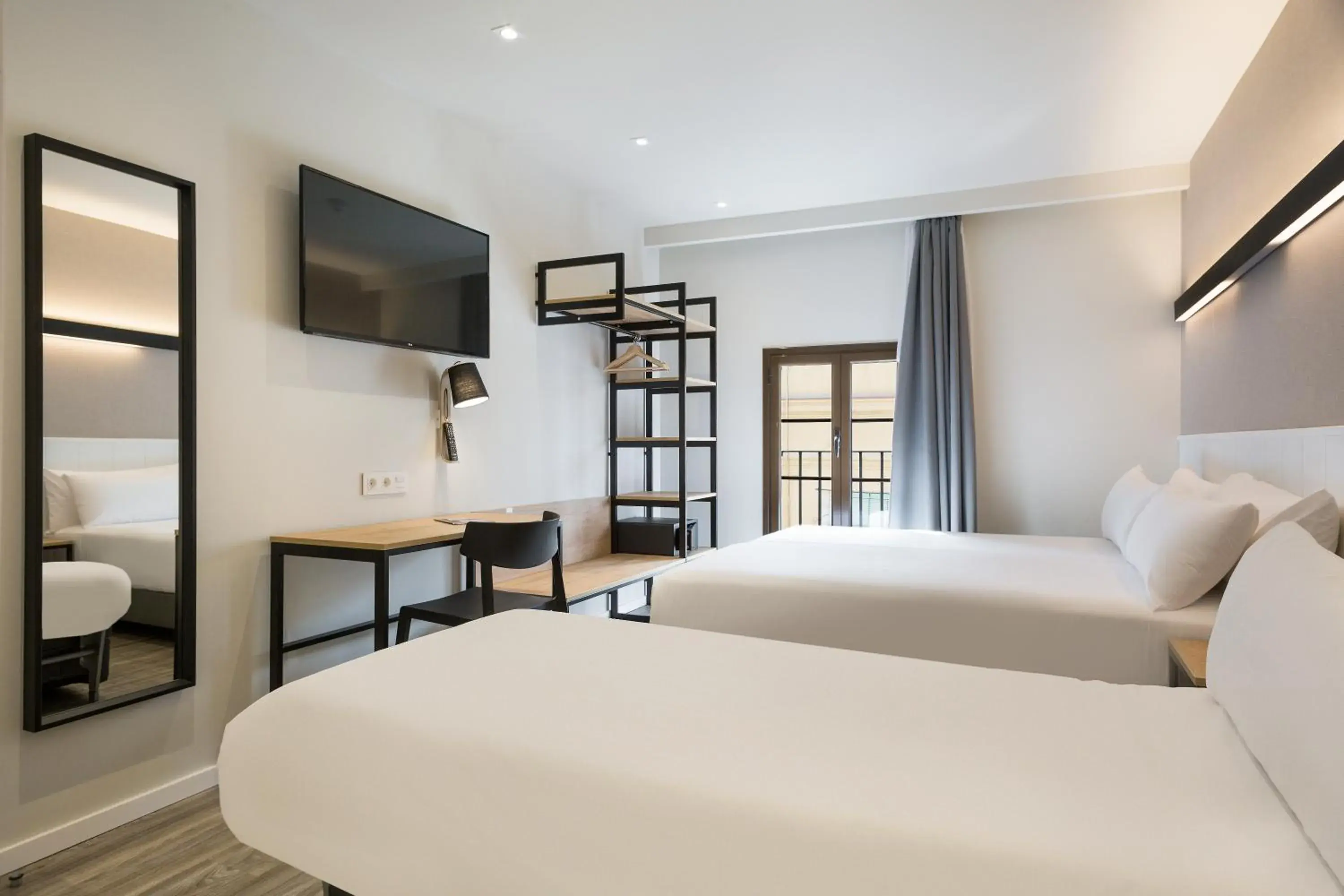 Bed in Acta BCN 40 Bed in Acta BCN 40